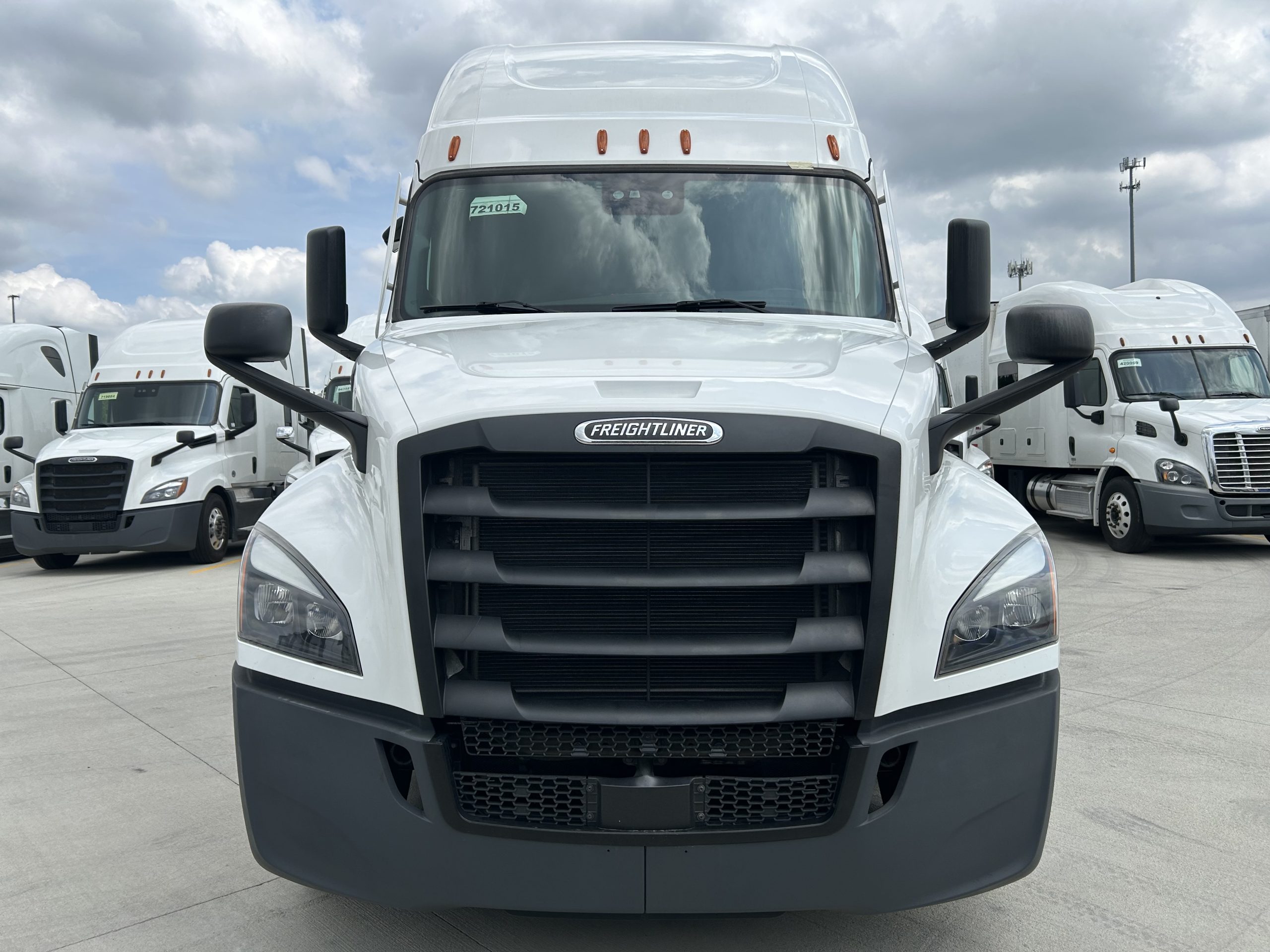 2022 Freightliner PT126 - image 2 of 6