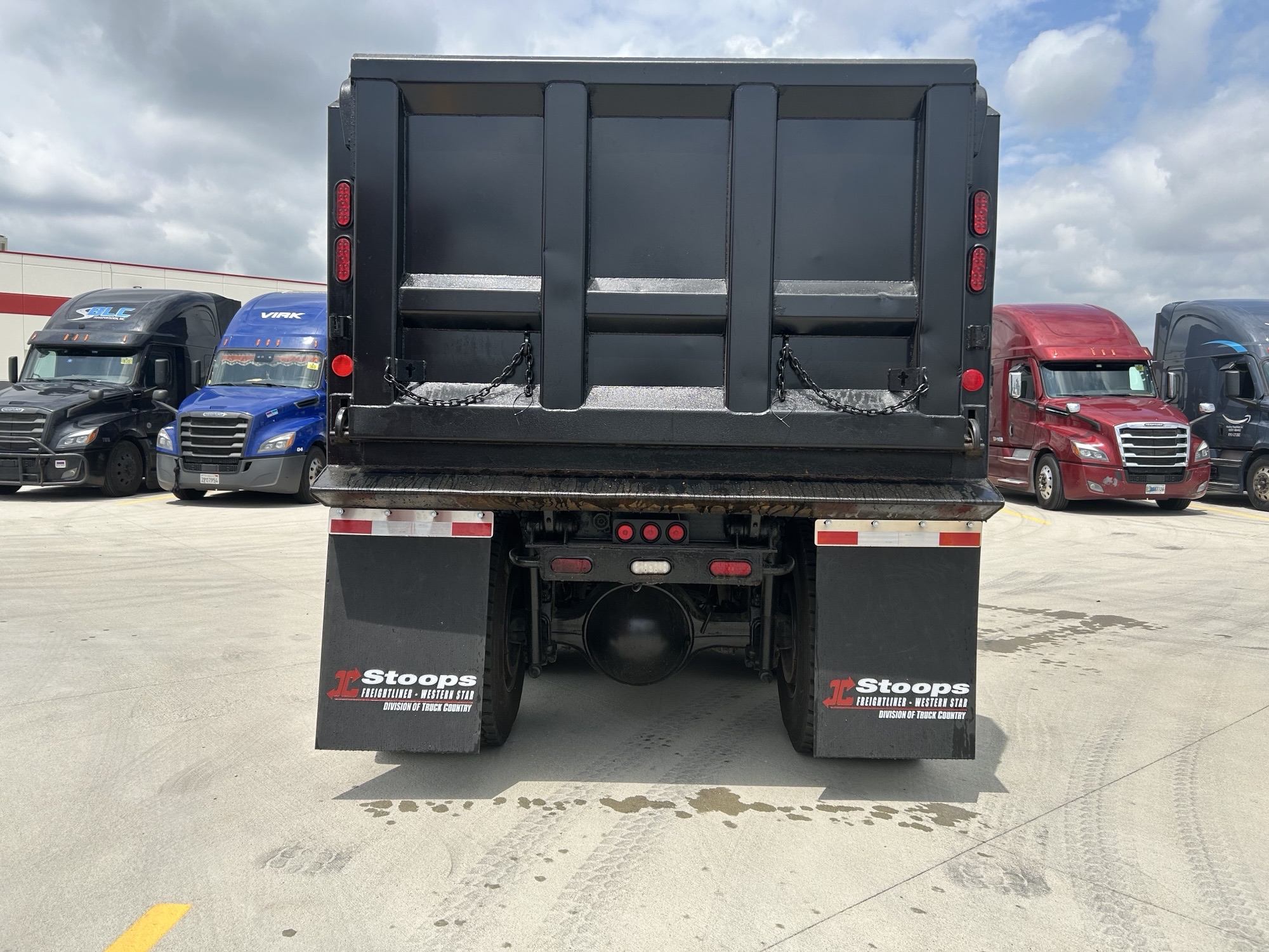 2018 Western Star 4700SB - image 4 of 5