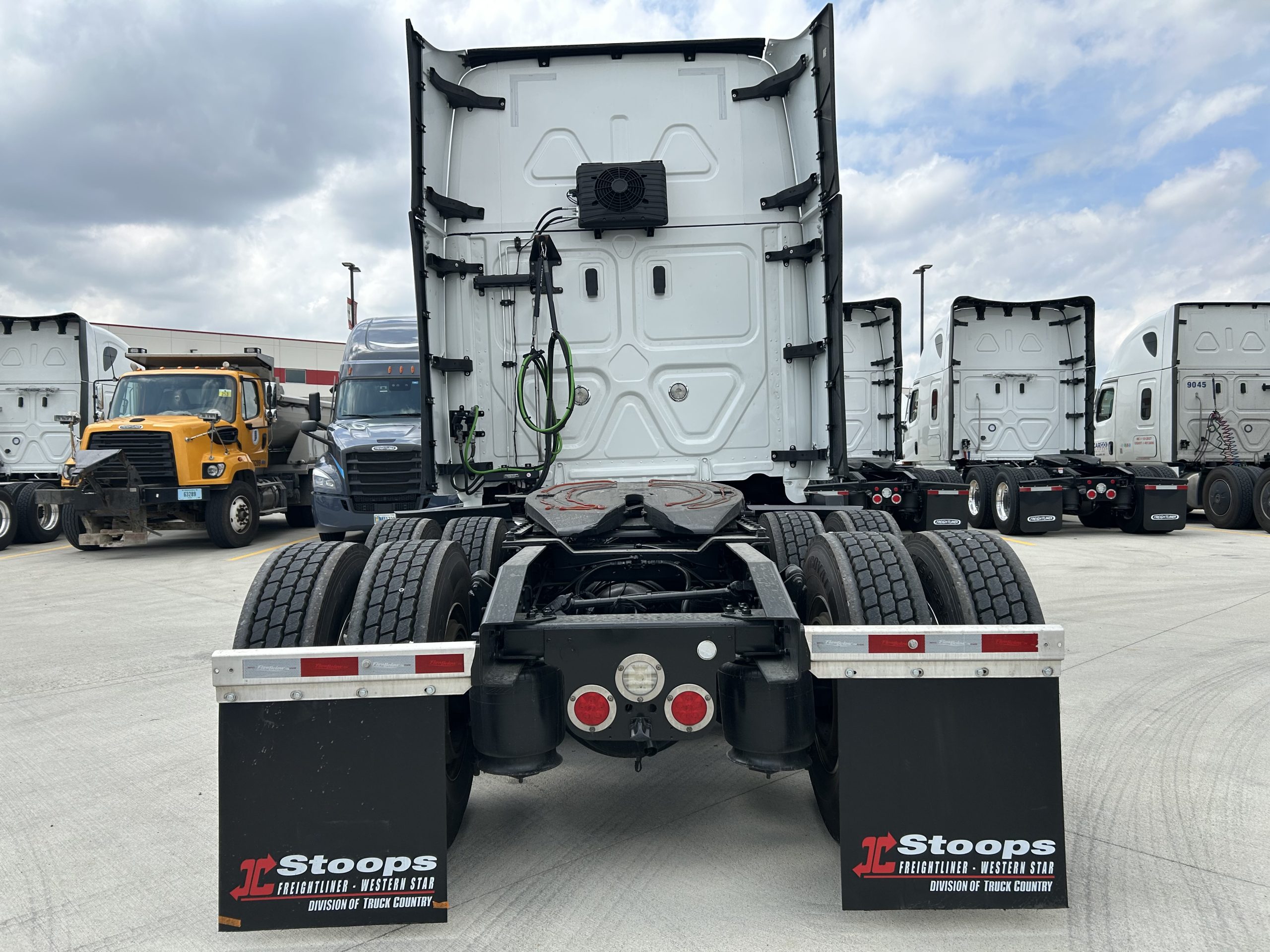 2022 Freightliner PT126 - image 4 of 6