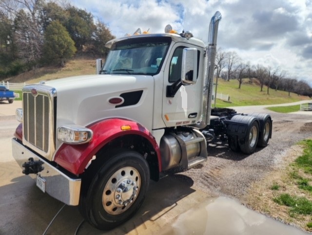 2018 Peterbilt 567 - image 1 of 1
