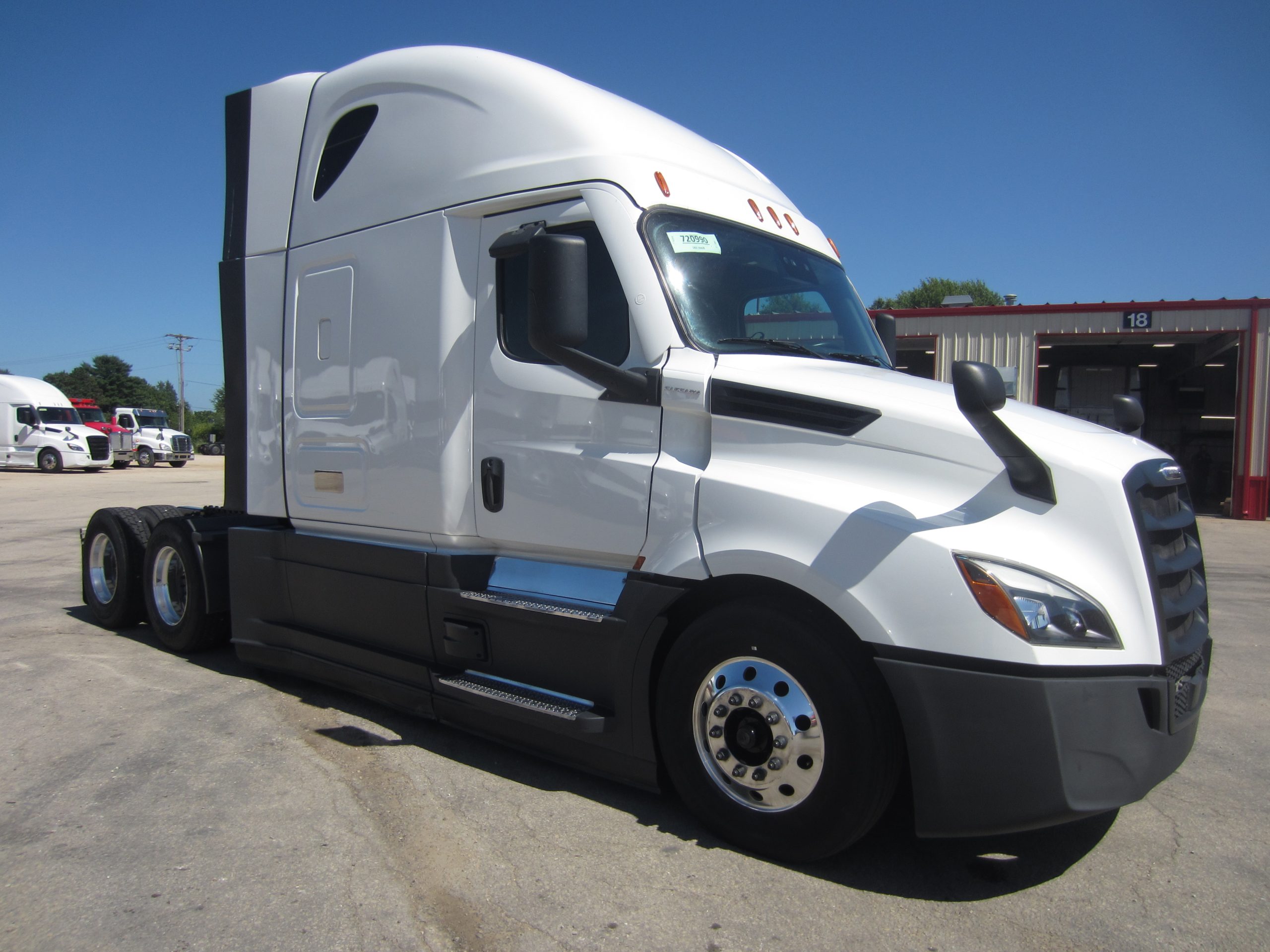 2022 Freightliner PT126 - image 3 of 6