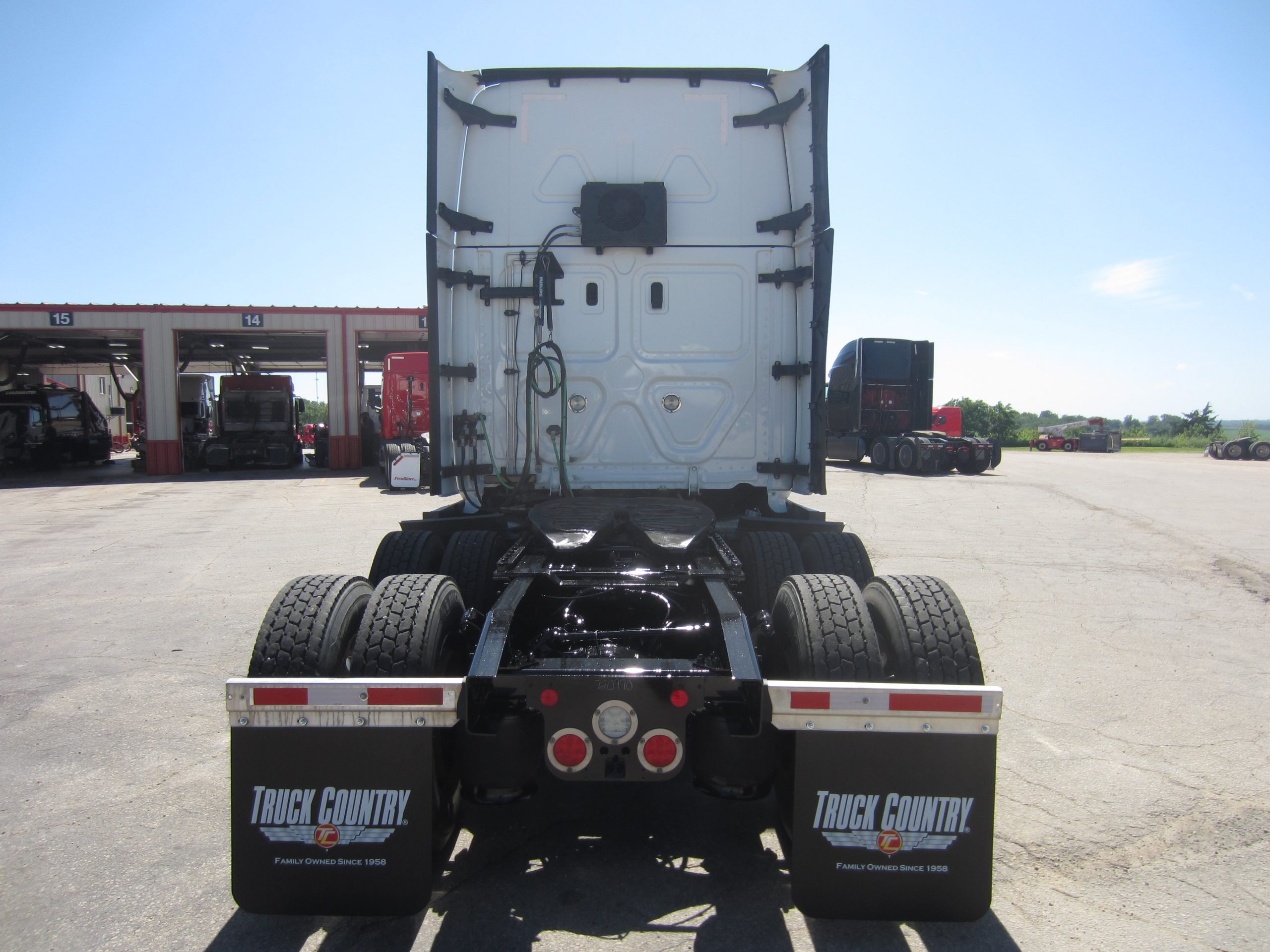 2022 Freightliner PT126 - image 4 of 6