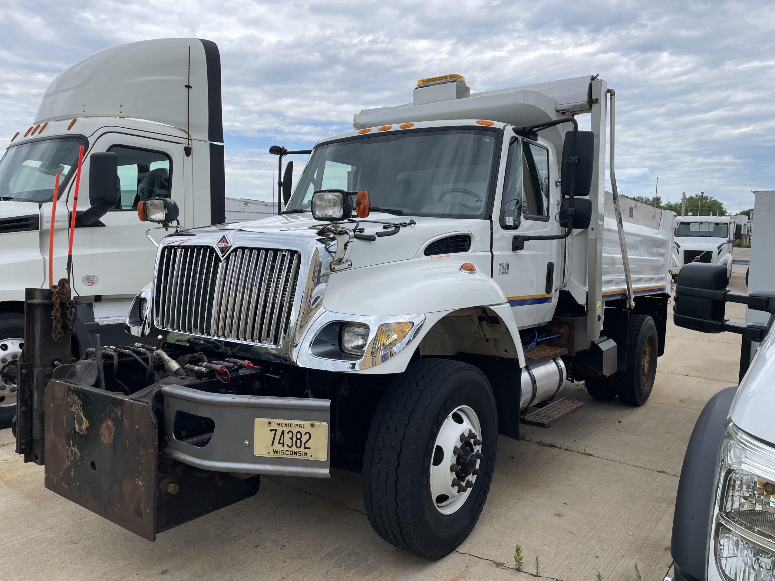 2006 International 7400SFA 068PM00000Z2DjQ 2006 International 7400SFA 068PM00000Z2DjQ