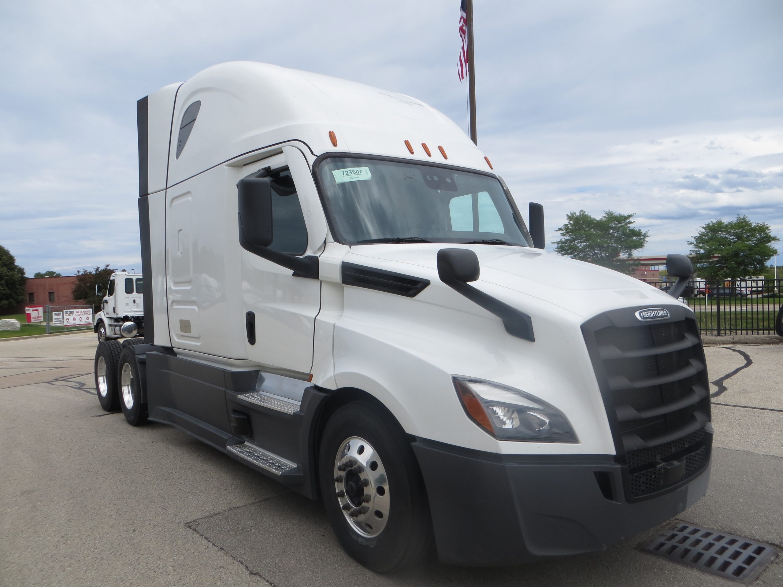2022 Freightliner PT126 - image 3 of 6