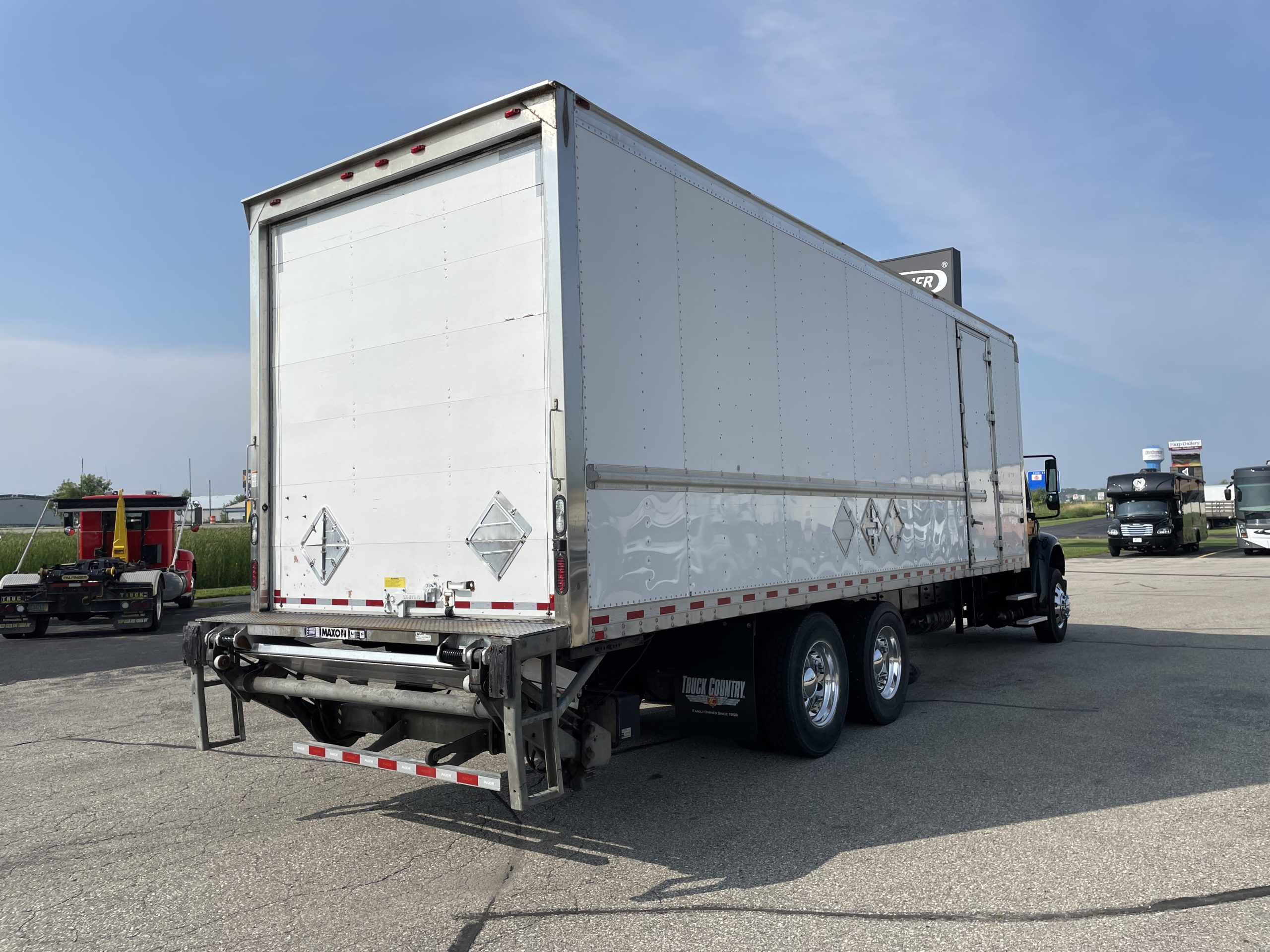 2019 Freightliner M280 - image 6 of 6