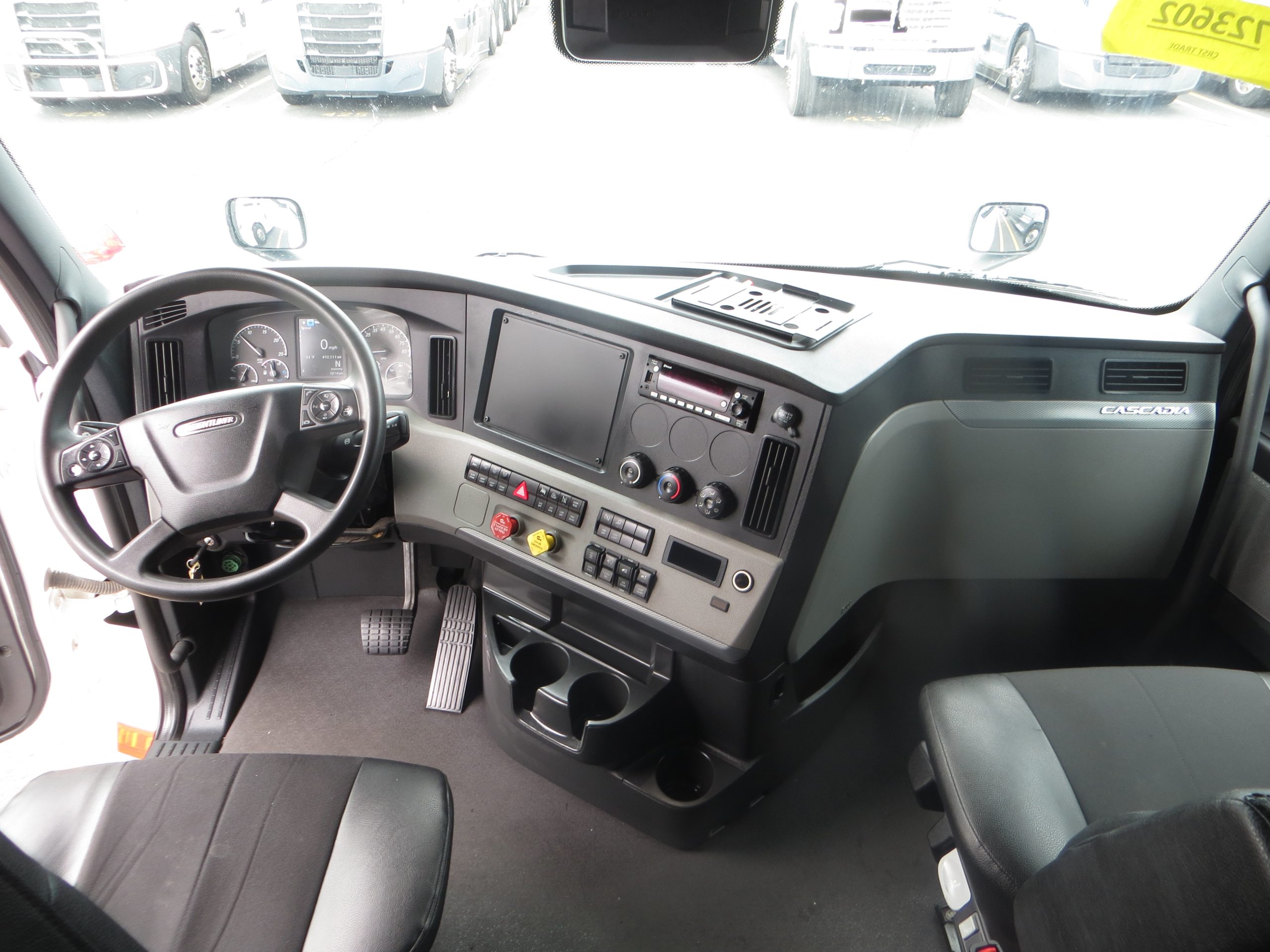 2022 Freightliner PT126 - image 5 of 6