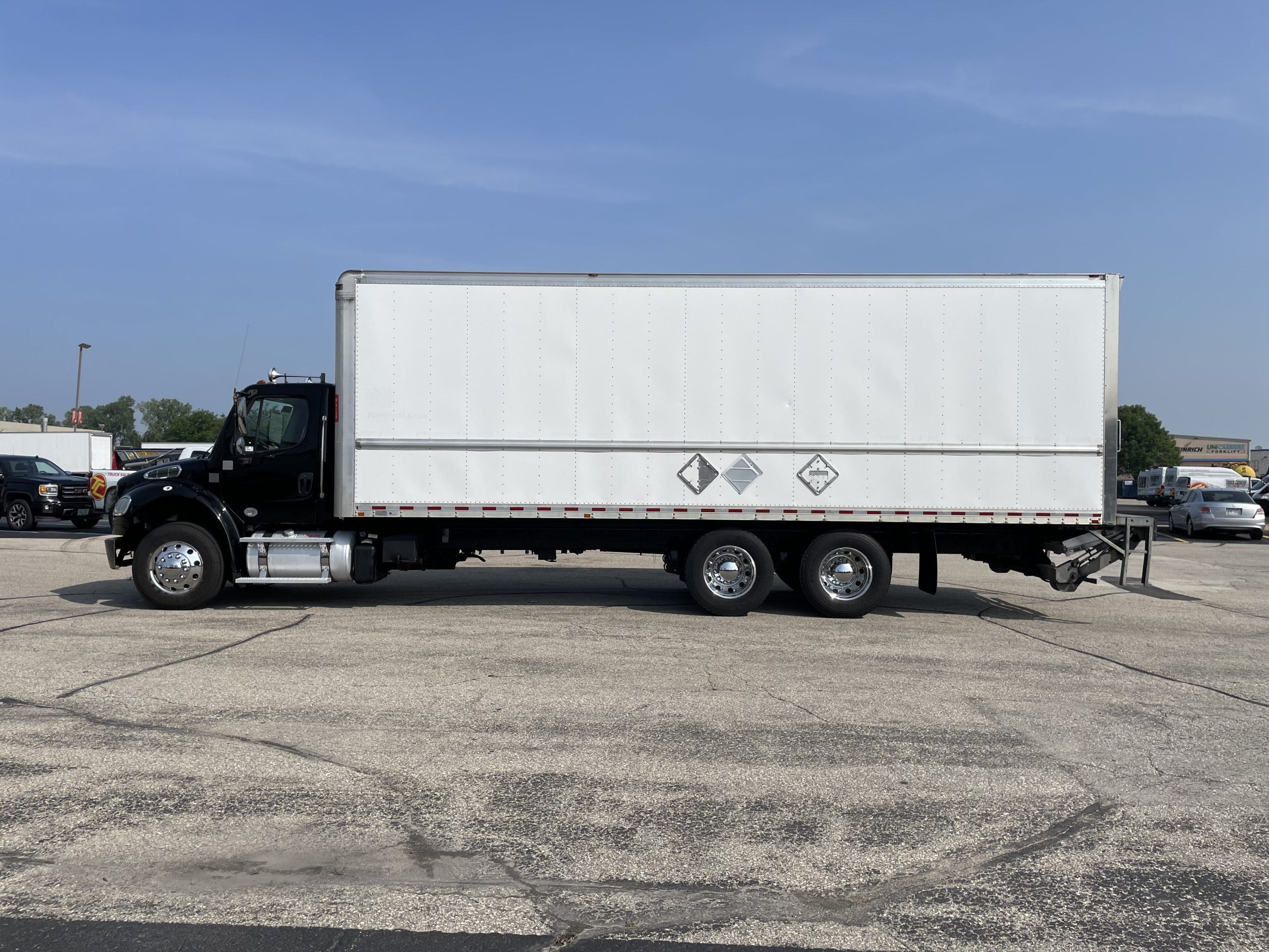 2019 Freightliner M280 - image 5 of 6