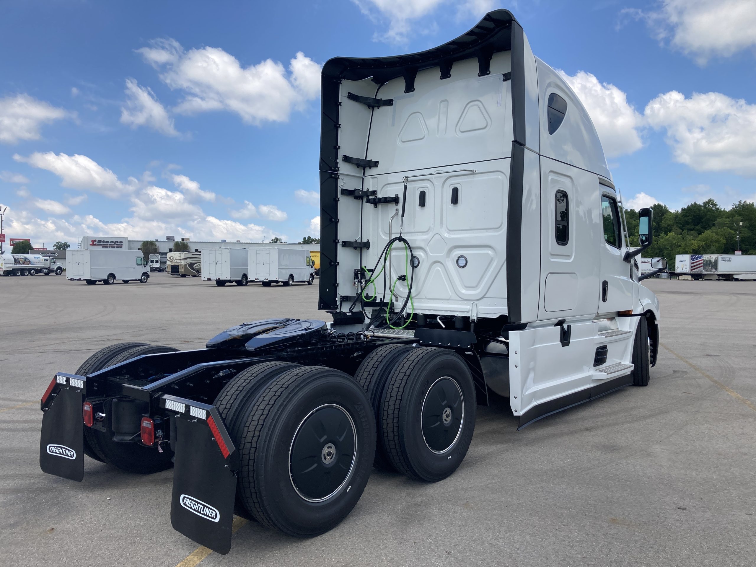 2026 Freightliner PT126SLP - image 5 of 5