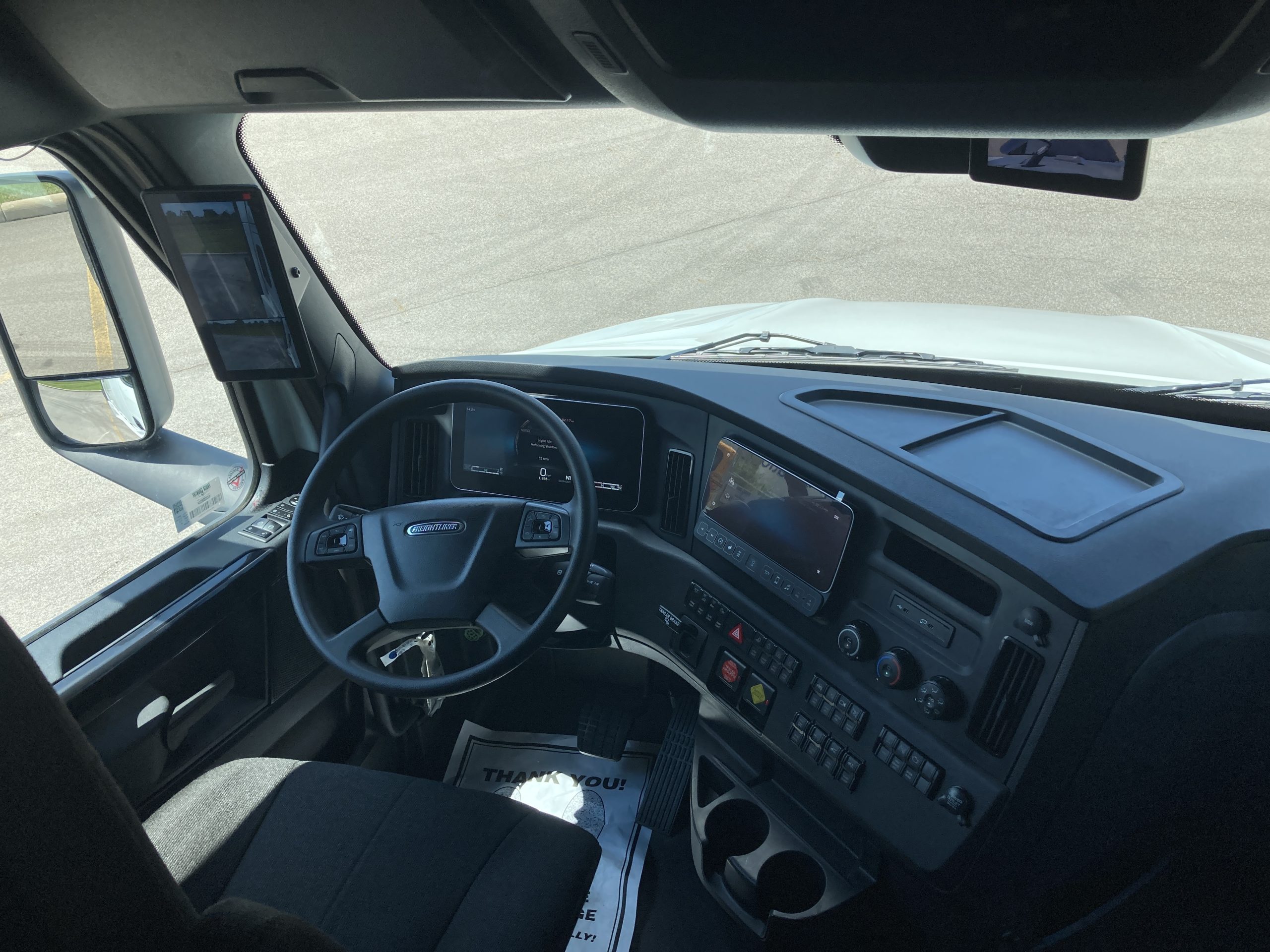 2026 Freightliner PJ126SLP - image 2 of 5