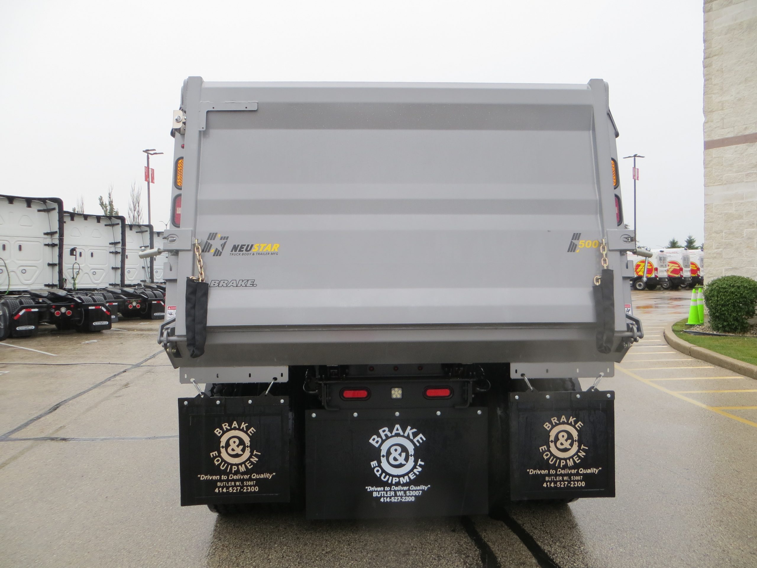 2026 Freightliner 114SD - image 5 of 6