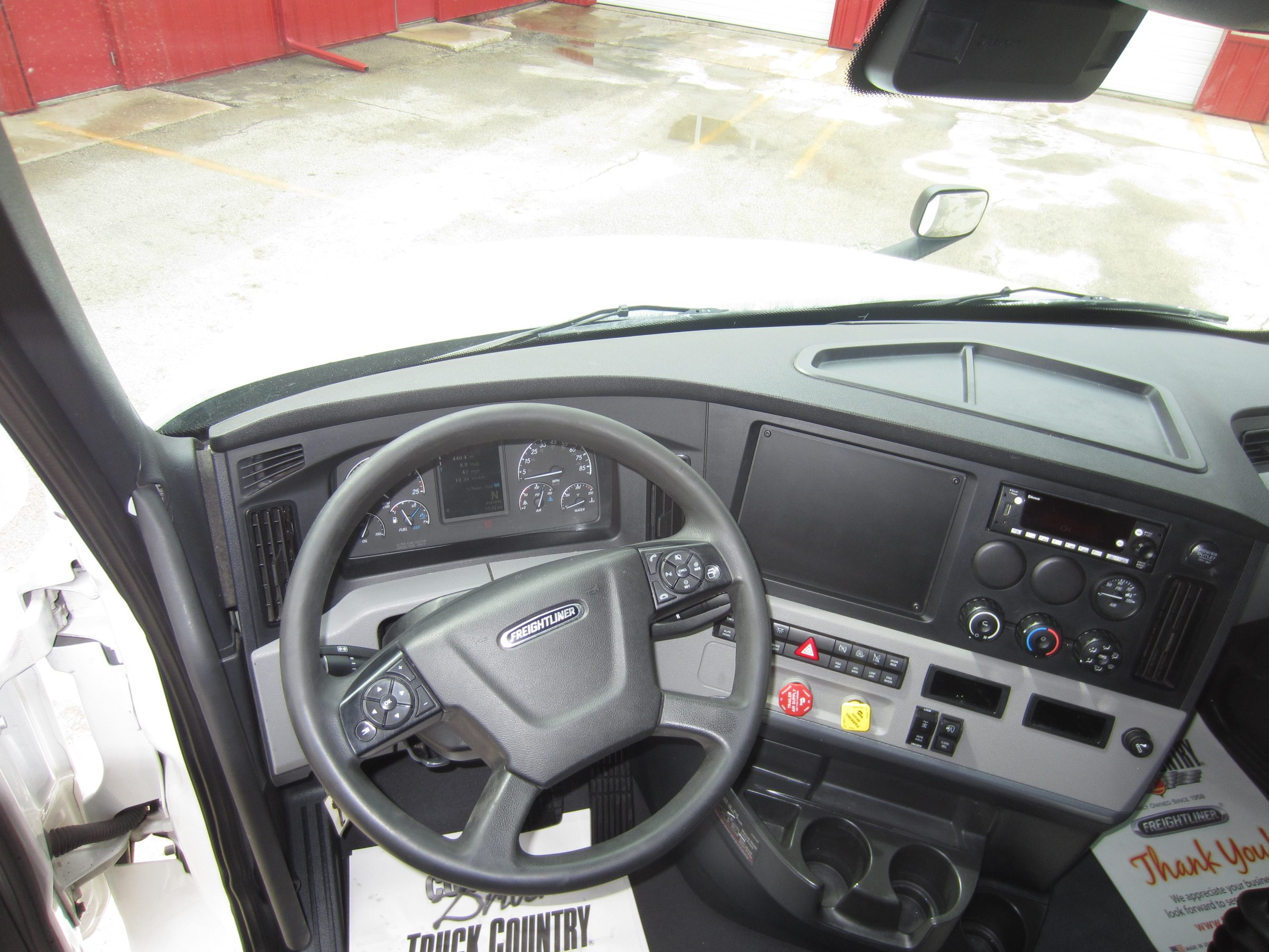 2022 Freightliner PT126 - image 5 of 6