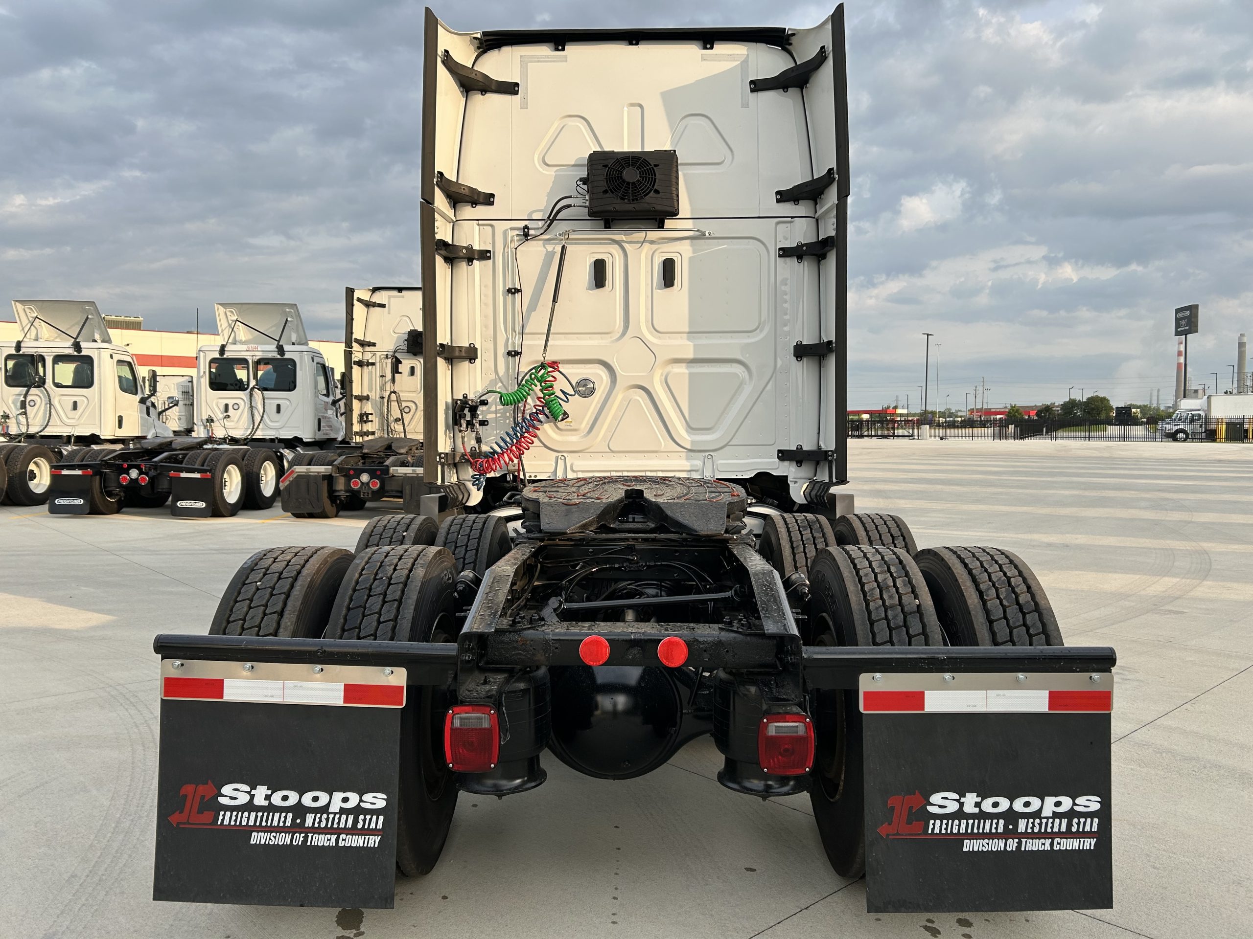 2022 Freightliner PT126 - image 4 of 6