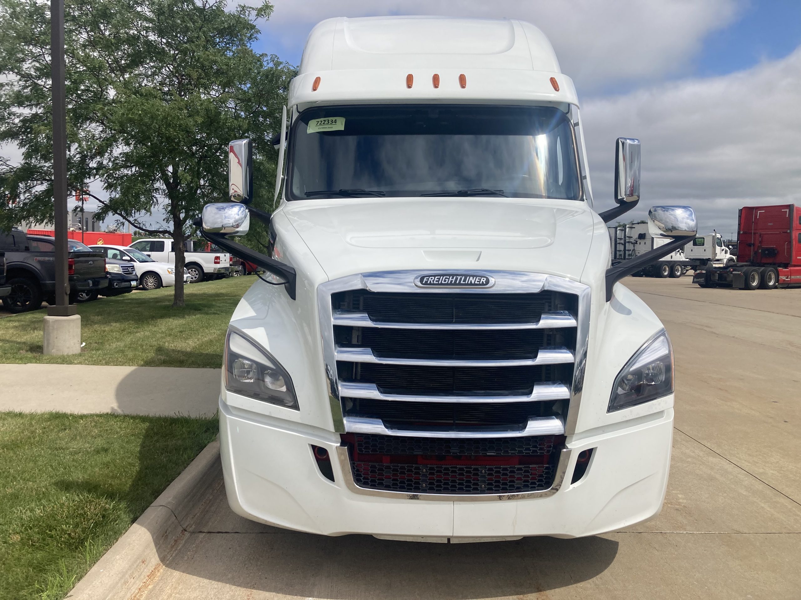 2022 Freightliner PT126SLP - image 2 of 6
