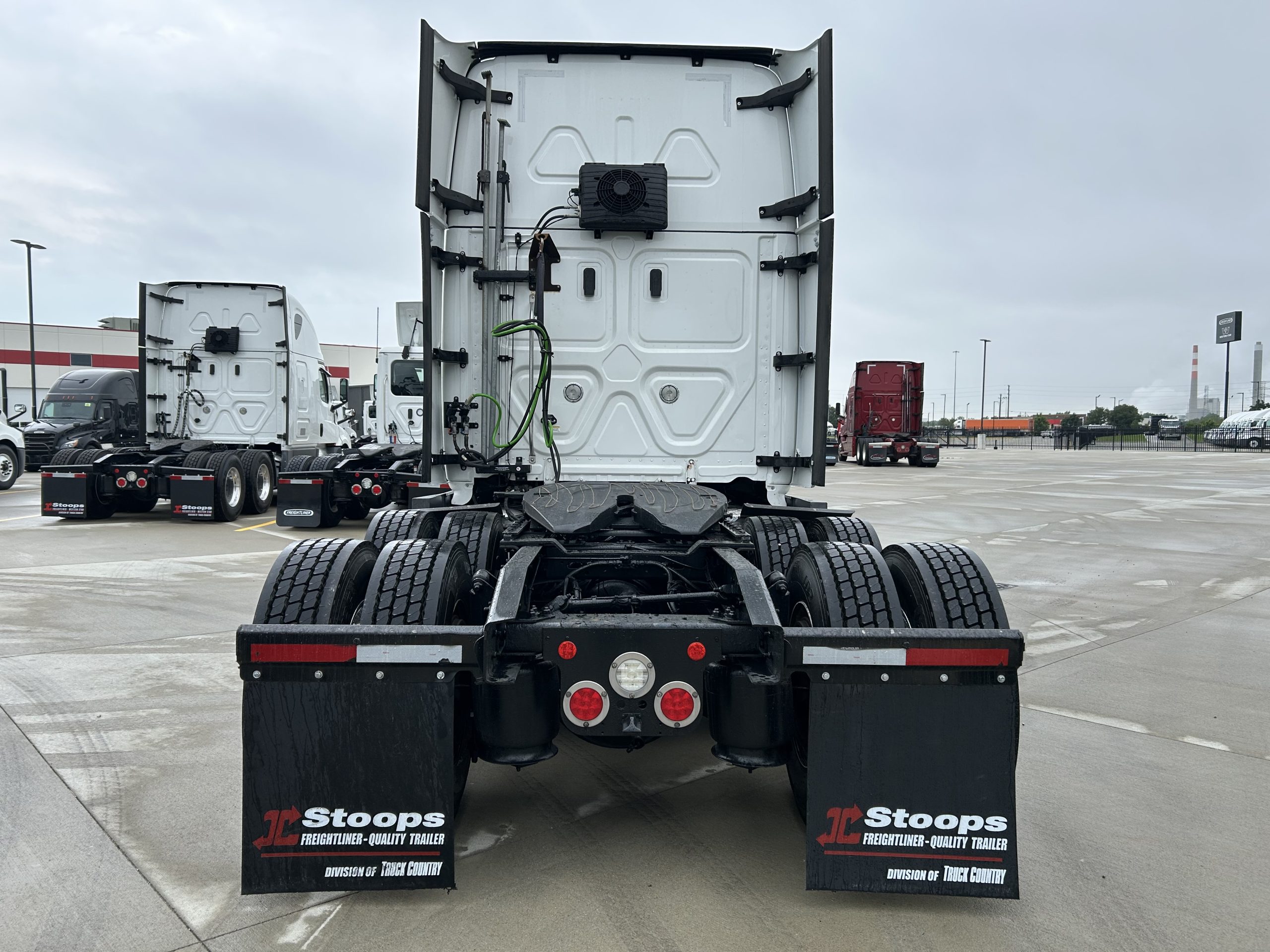 2022 Freightliner PT126 - image 4 of 6
