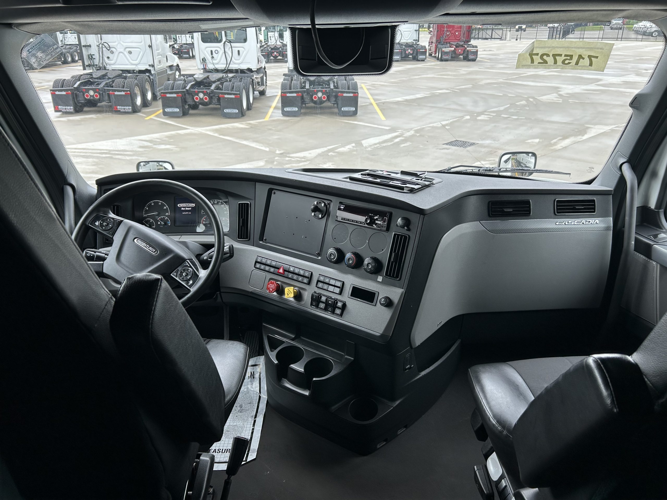 2022 Freightliner PT126 - image 5 of 6