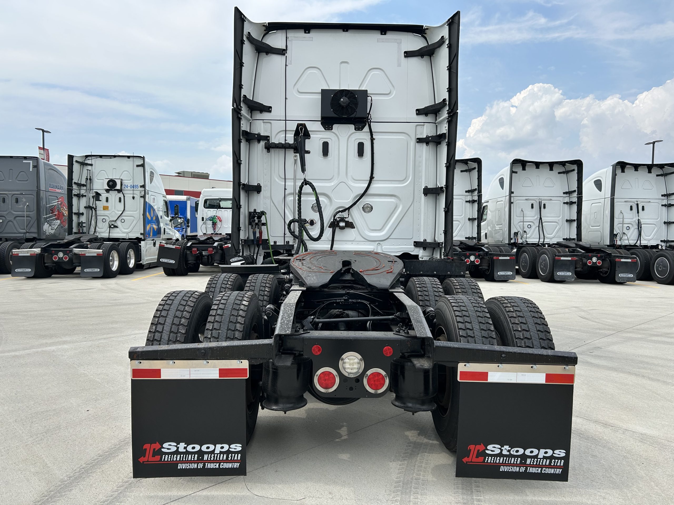 2022 Freightliner PT126 - image 4 of 6