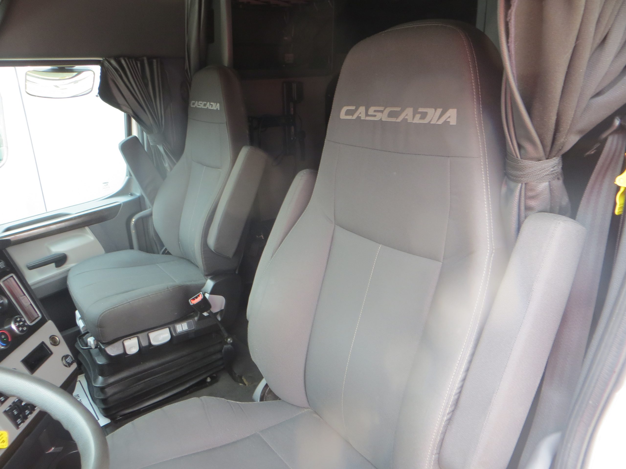 2022 Freightliner — photo 5