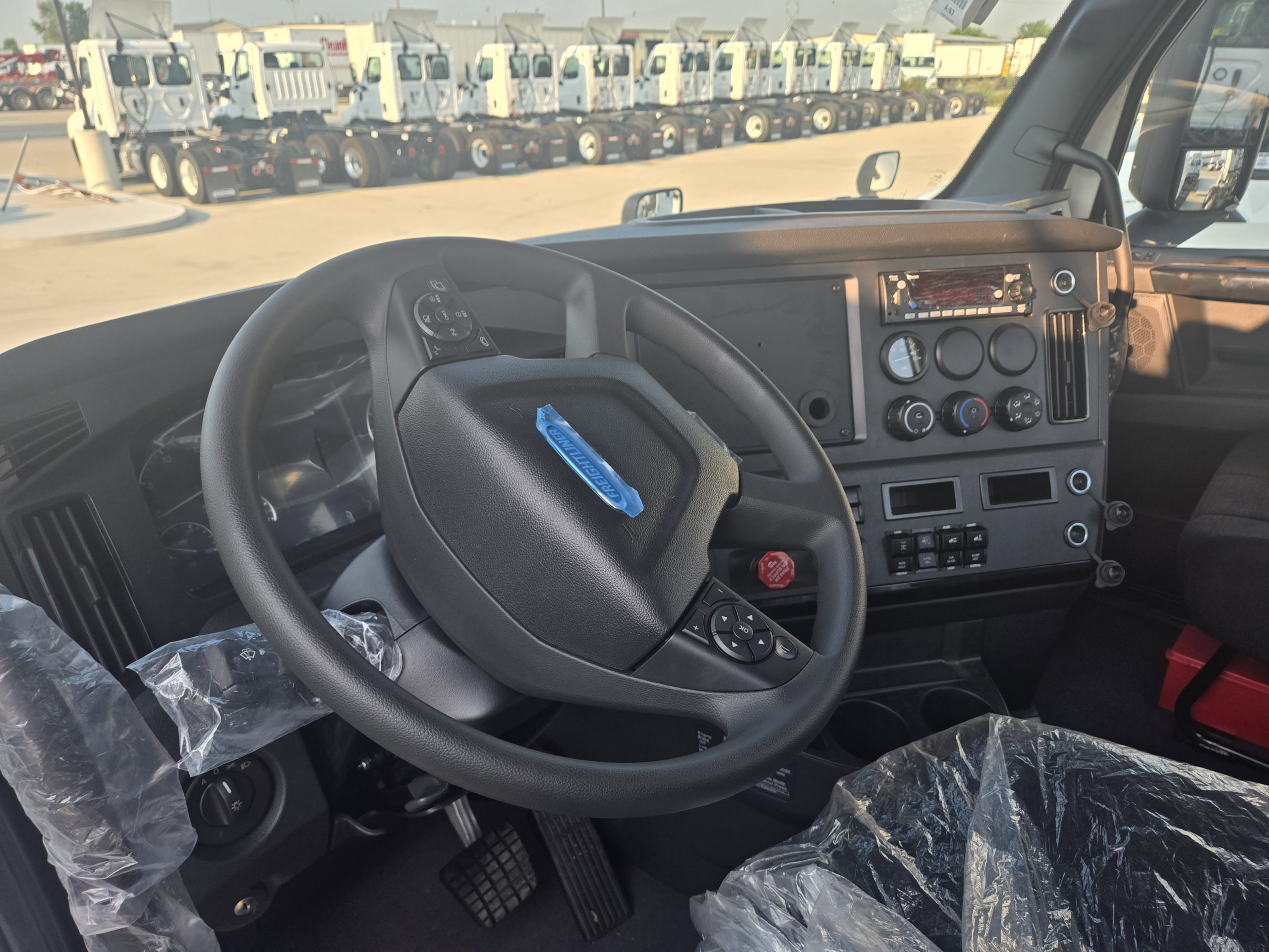 2026 Freightliner PE116 - image 5 of 6