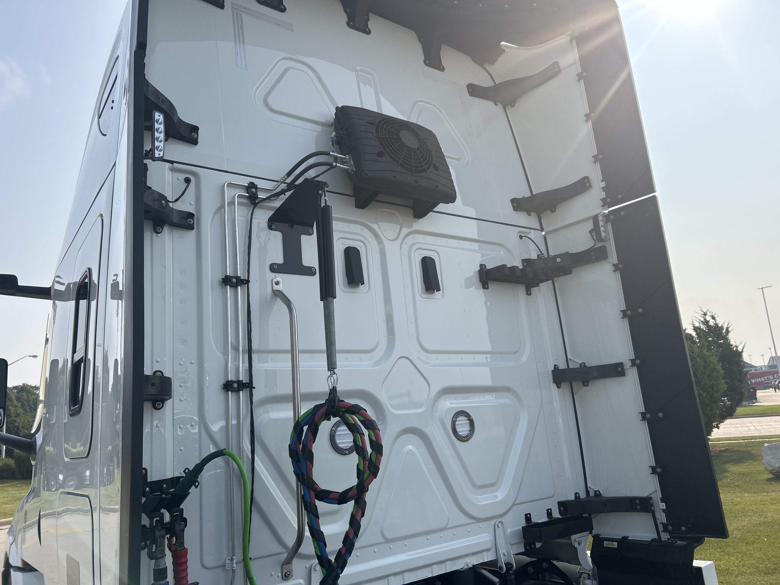 2026 Freightliner PJ126SLP - image 5 of 6
