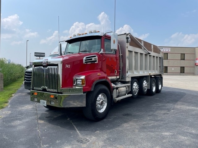 2022 Western Star 4700SB - image 1 of 1