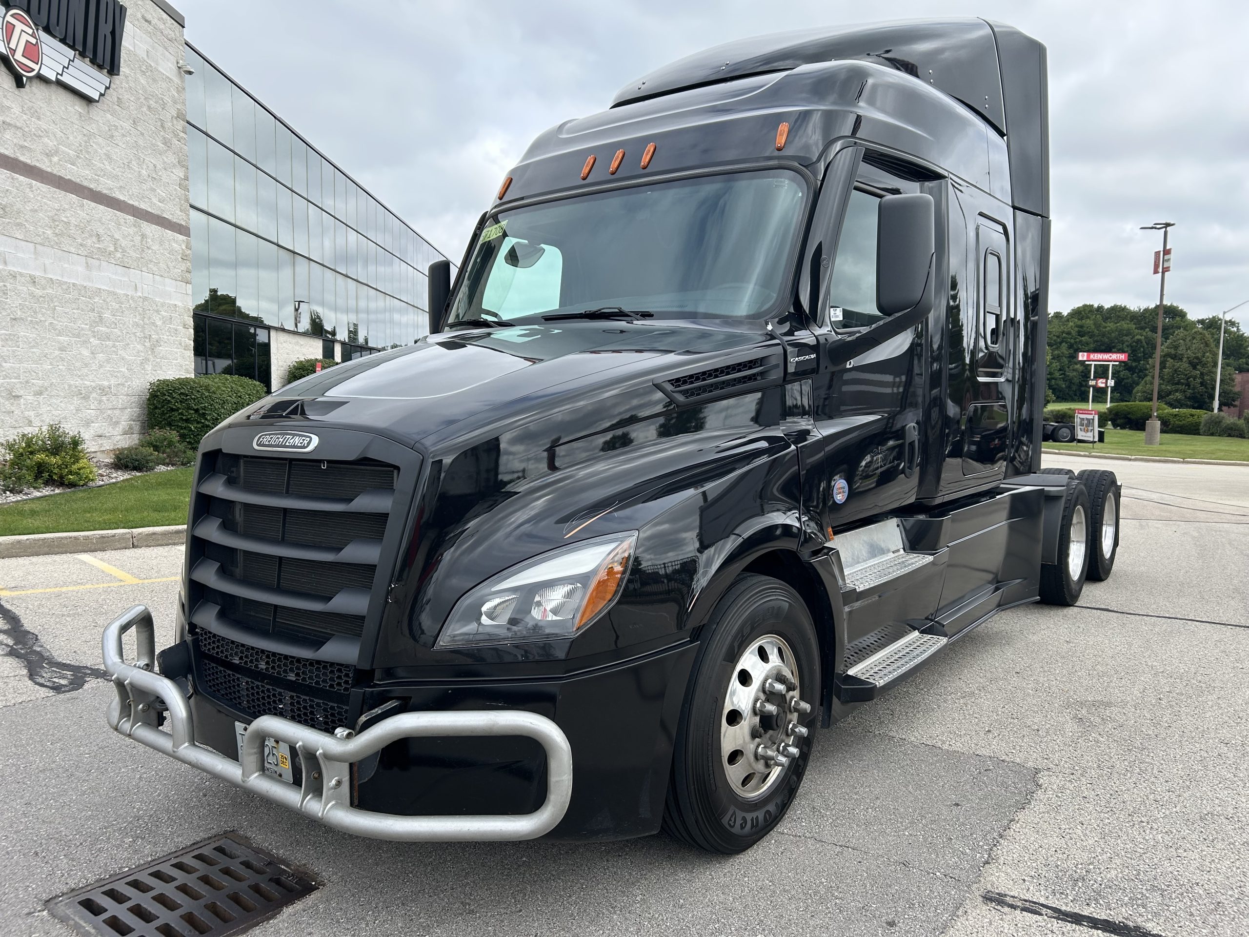 2020 Freightliner PT126SLP - image 1 of 6