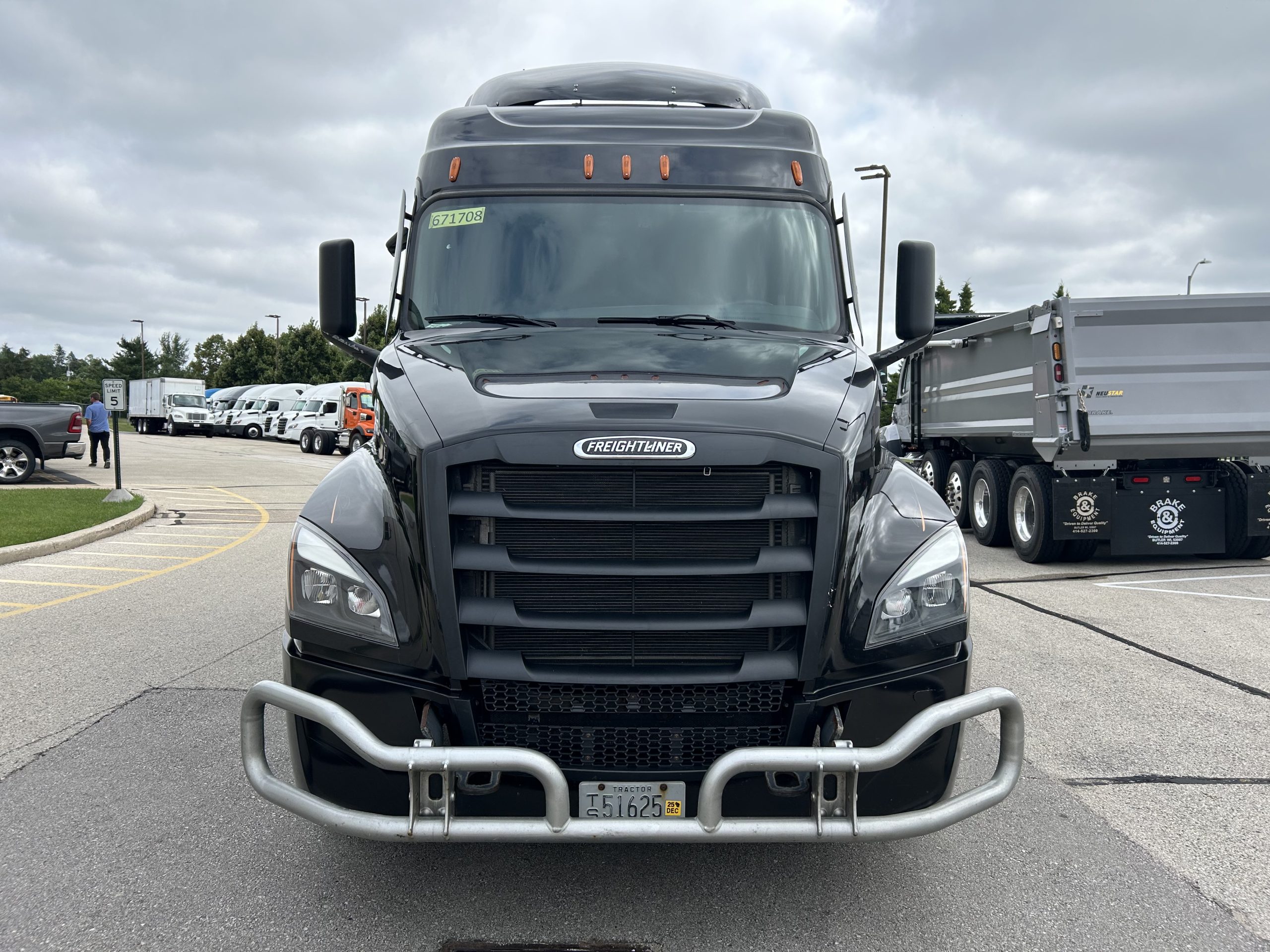2020 Freightliner PT126SLP - image 2 of 6