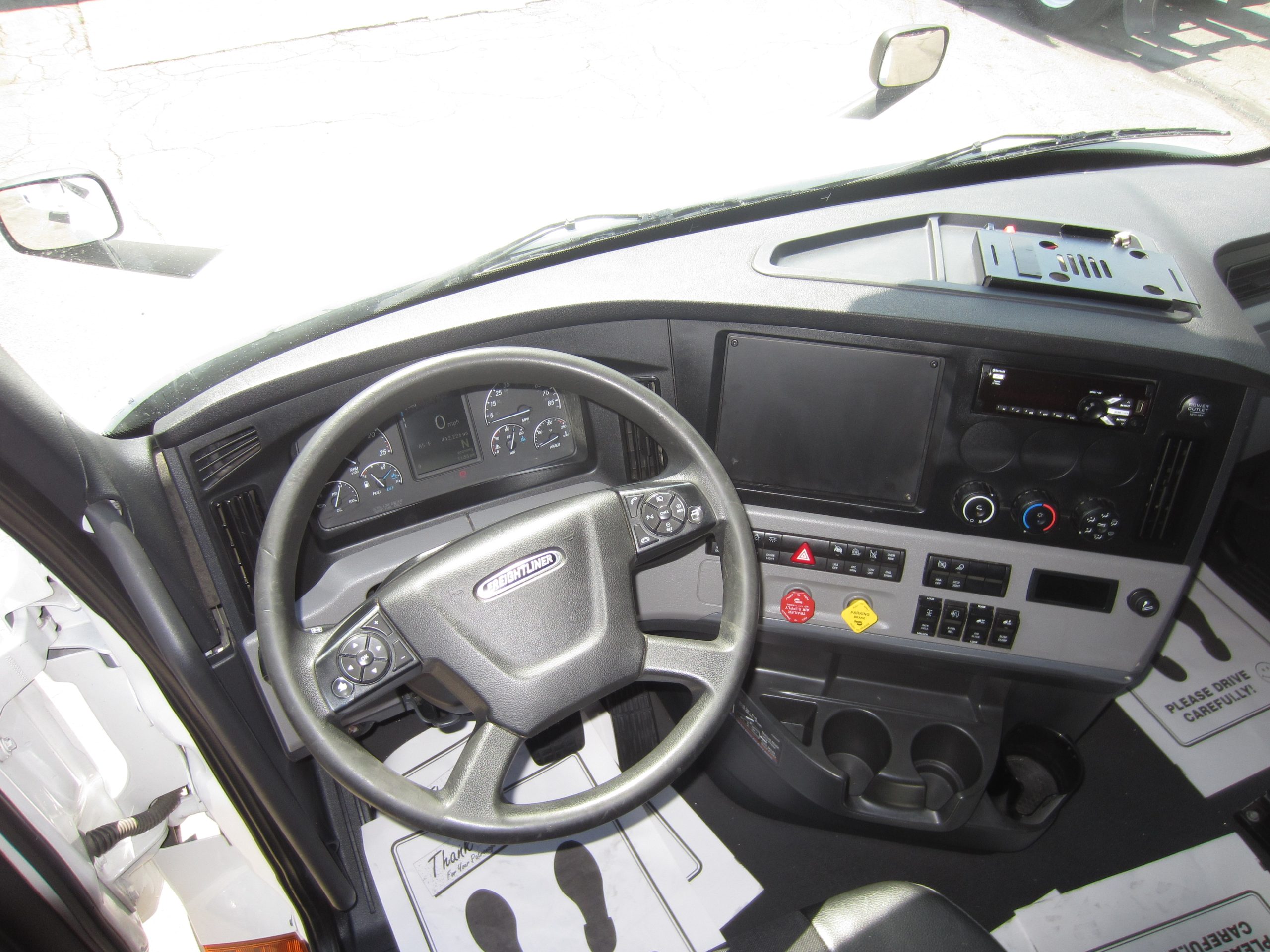 2022 Freightliner - image 5