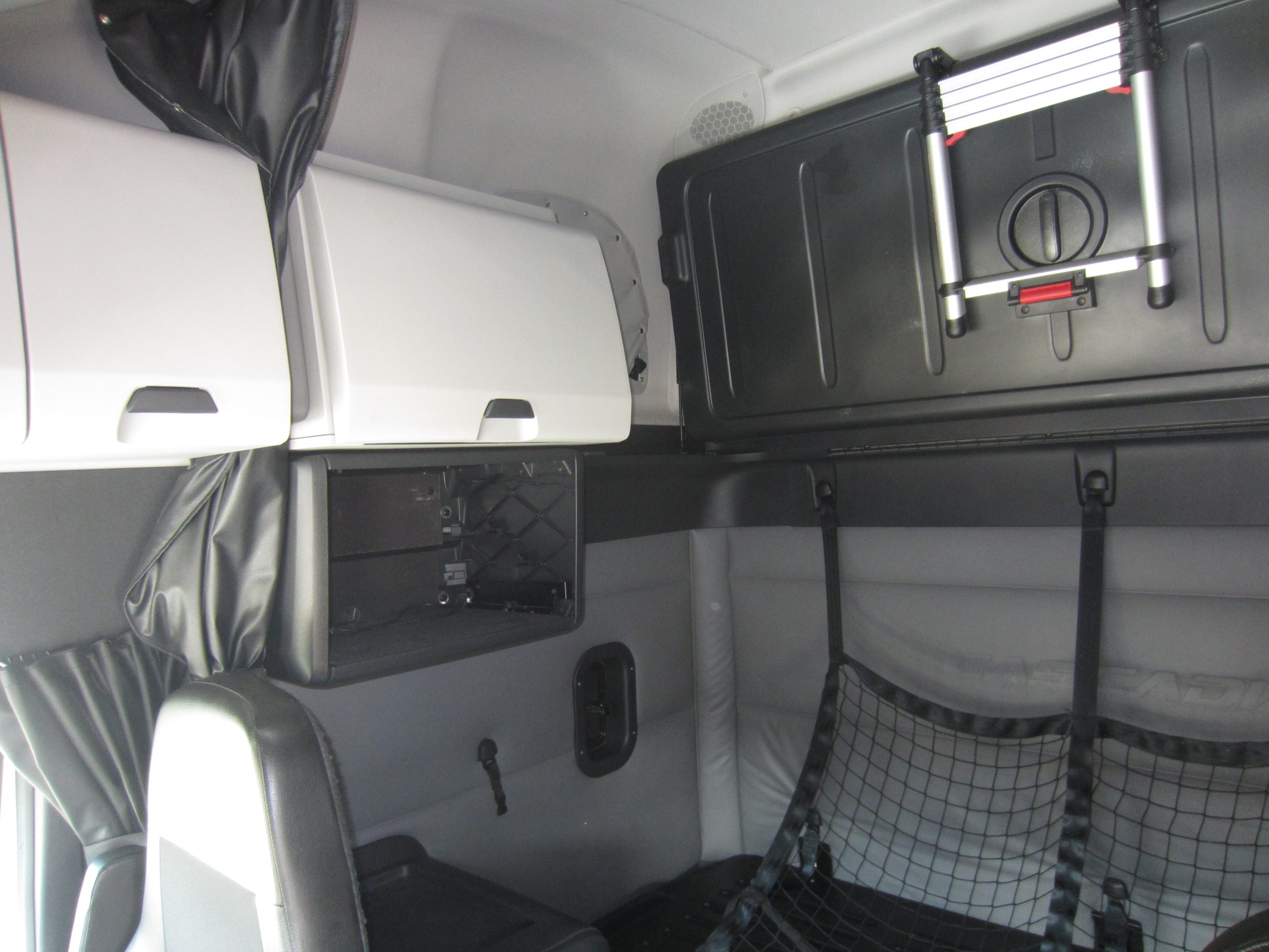 2022 Freightliner - image 6