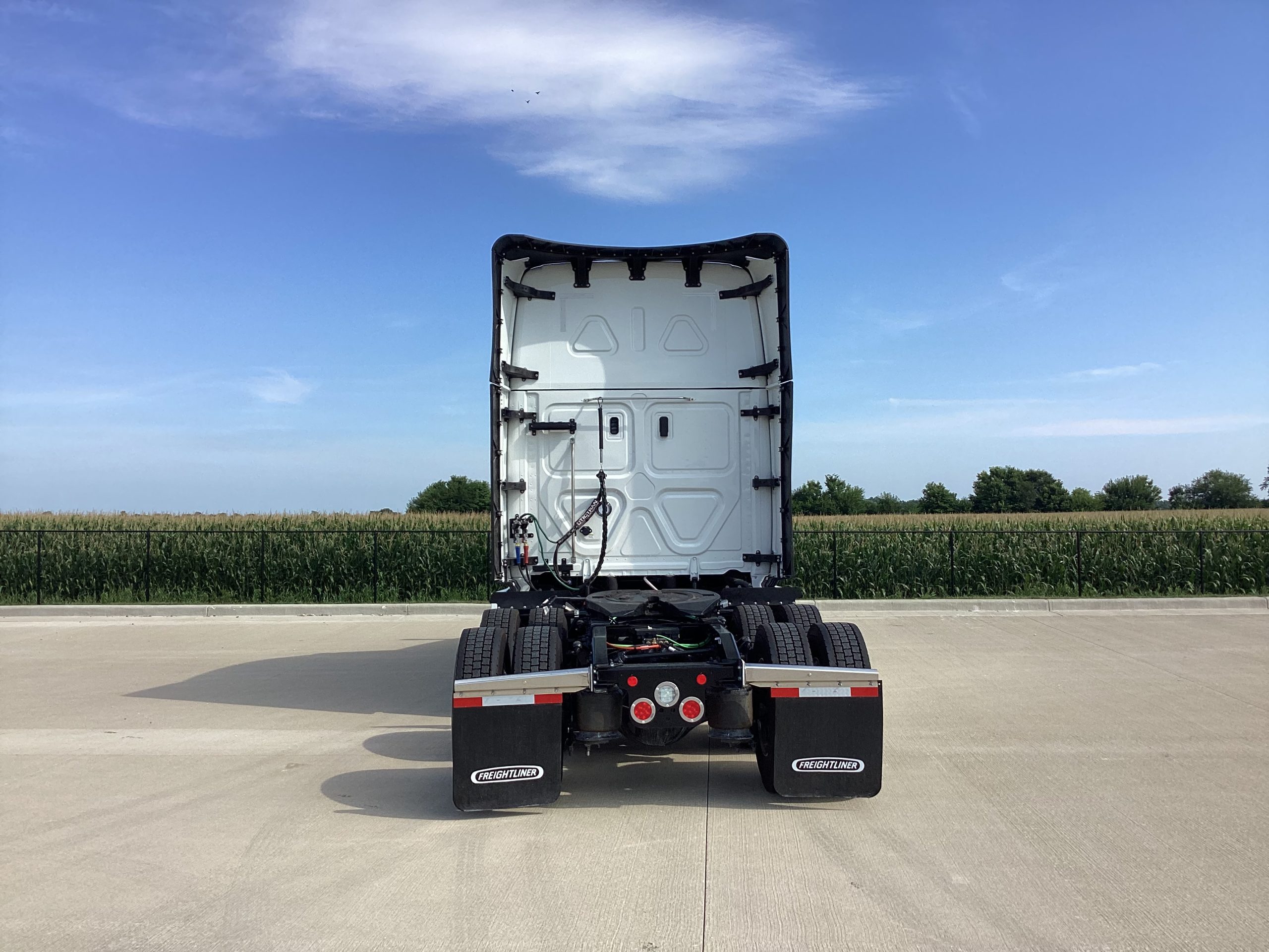 2026 Freightliner PJ126SLP - image 4 of 6