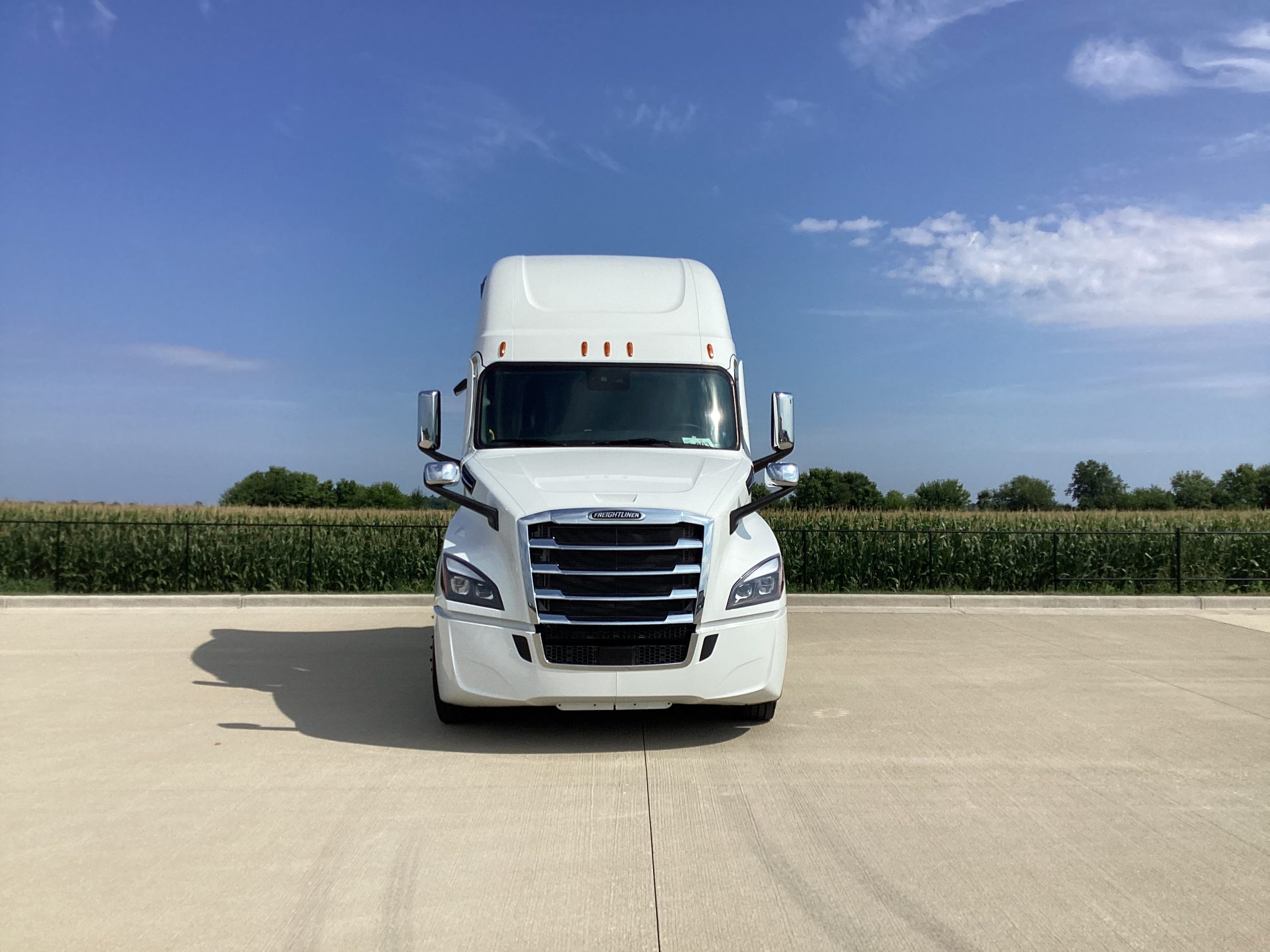 2026 Freightliner PT126SLP - image 2 of 6