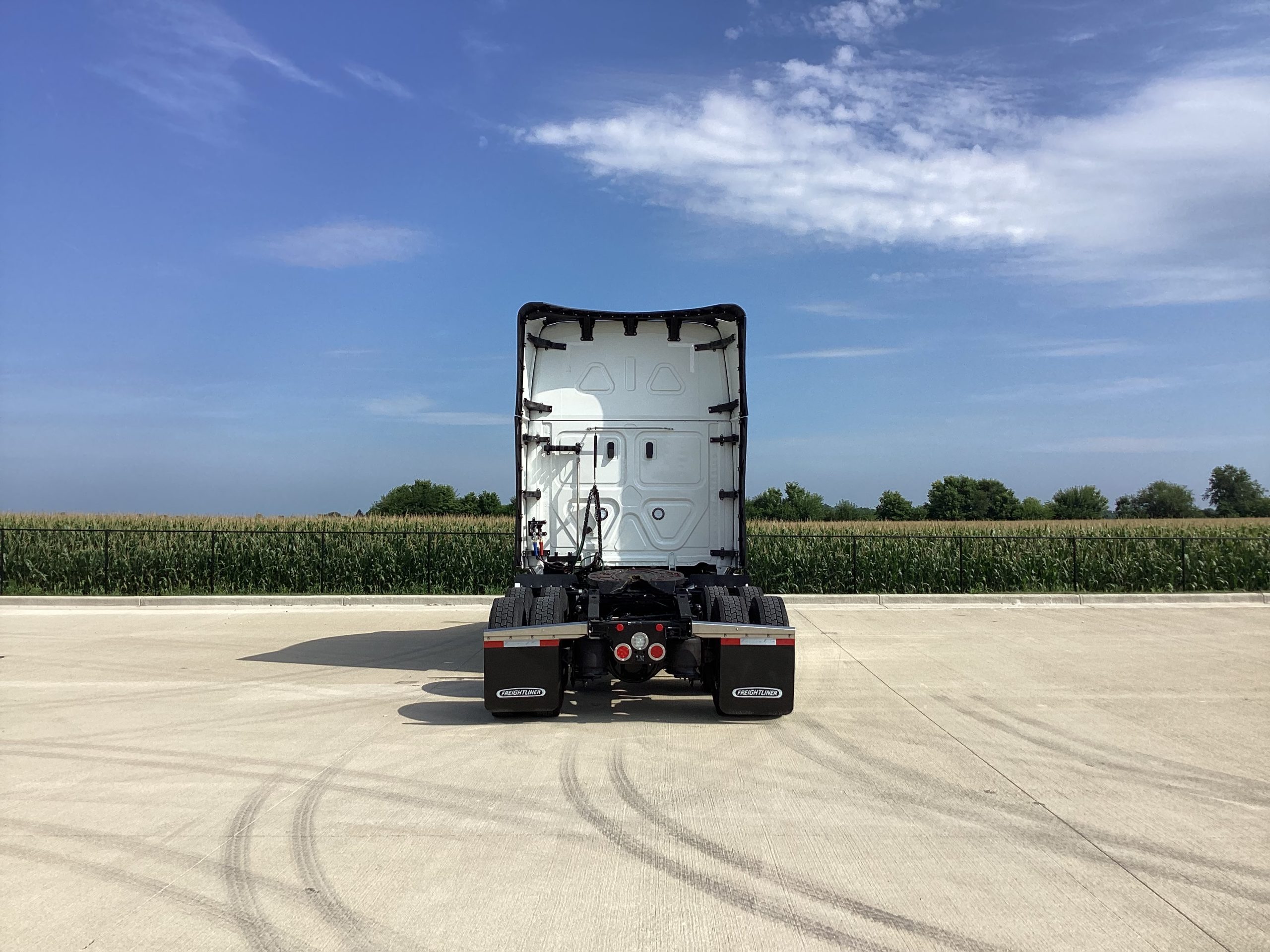 2026 Freightliner PT126SLP - image 4 of 6