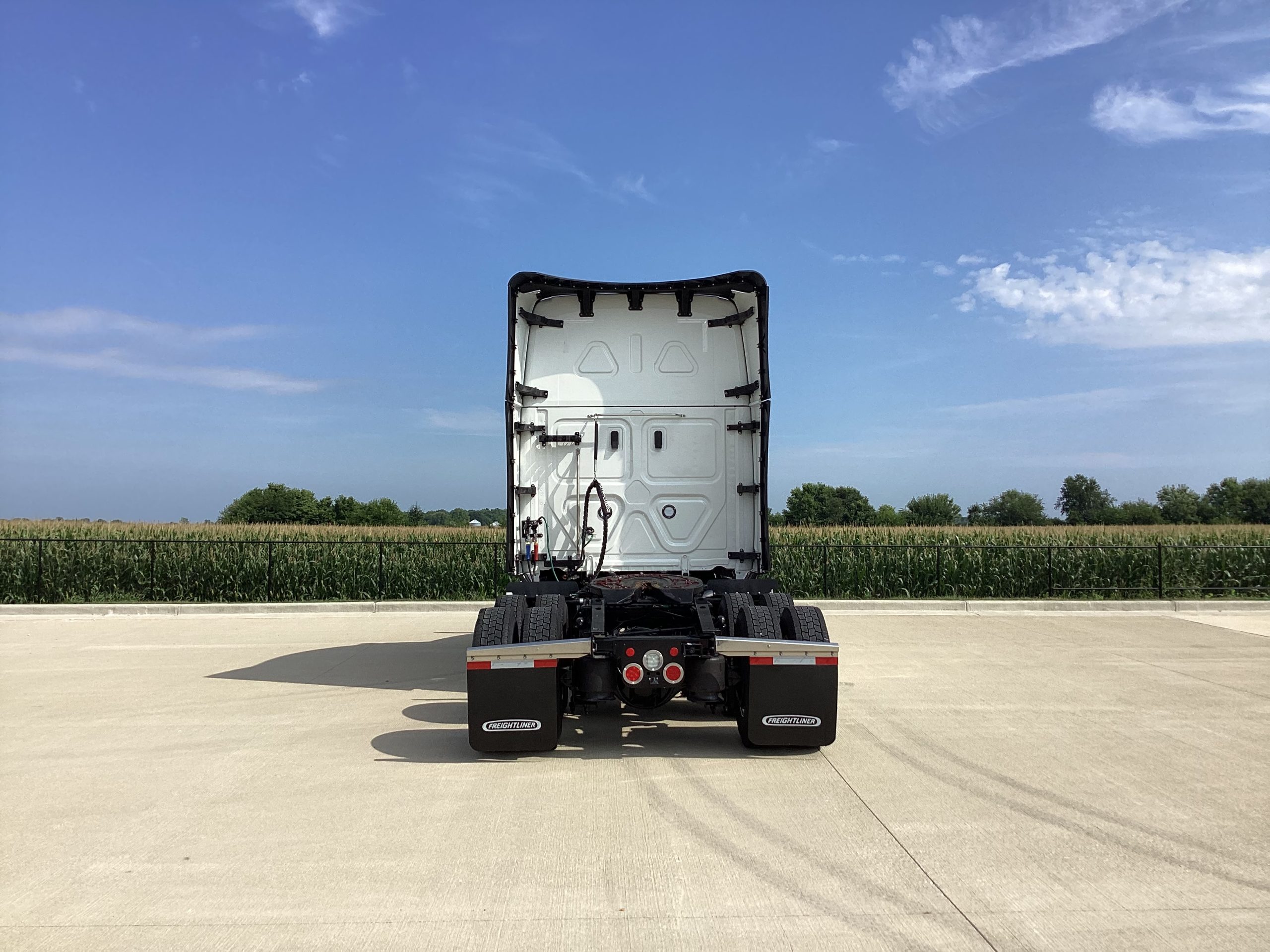 2026 Freightliner PT126SLP - image 4 of 6