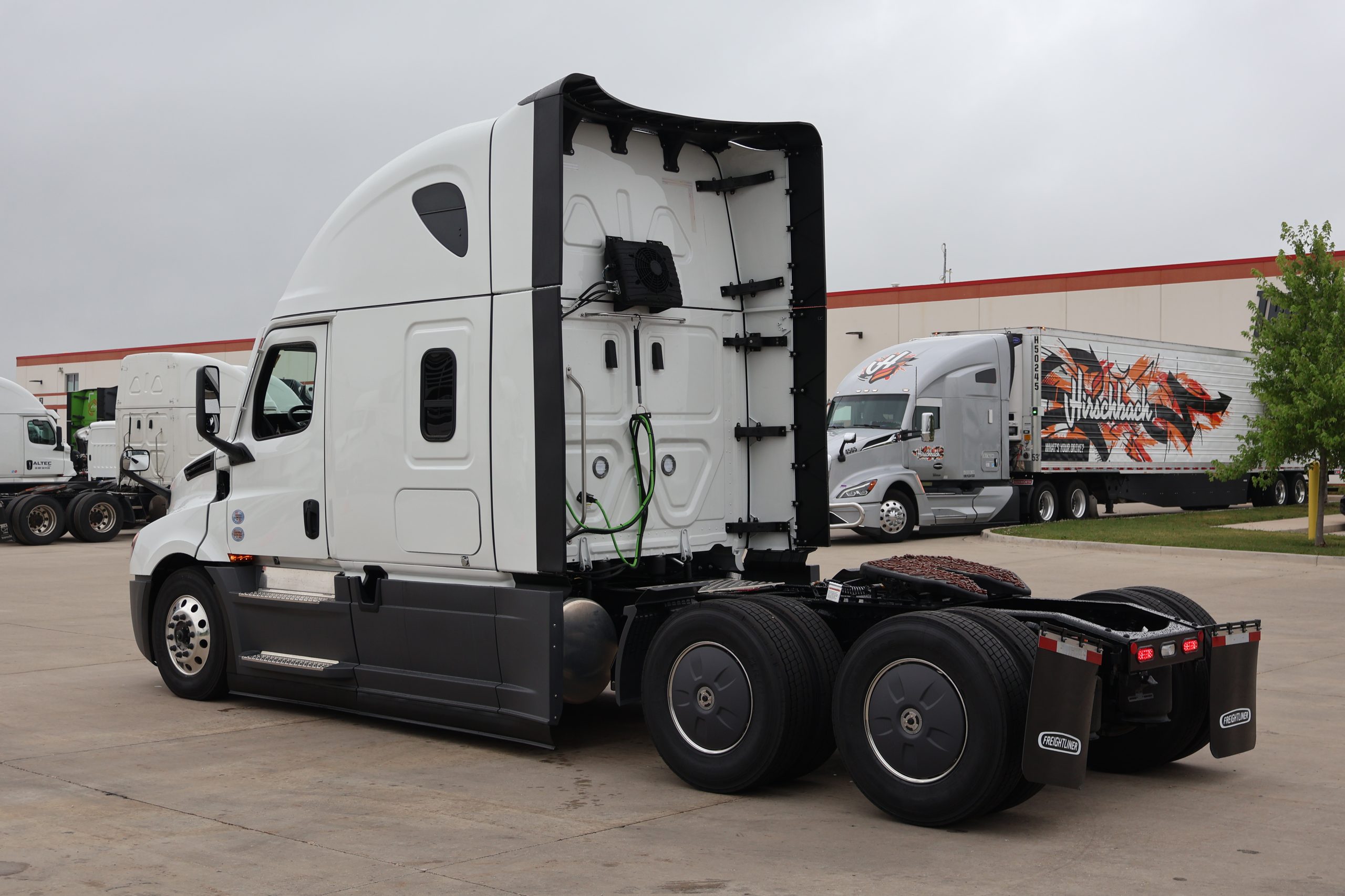 2026 Freightliner PT126SLP - image 3 of 3