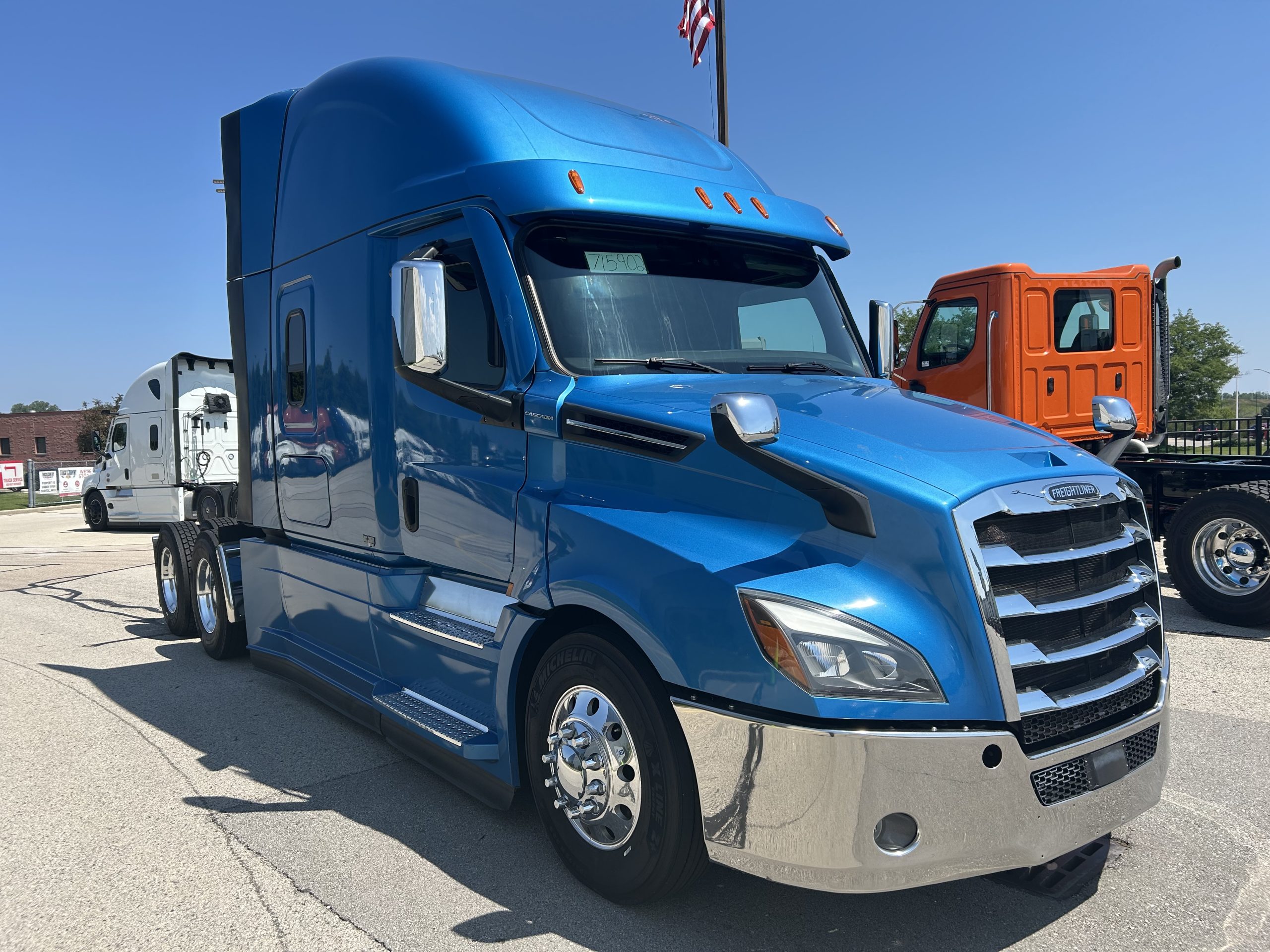 2022 Freightliner - image 3