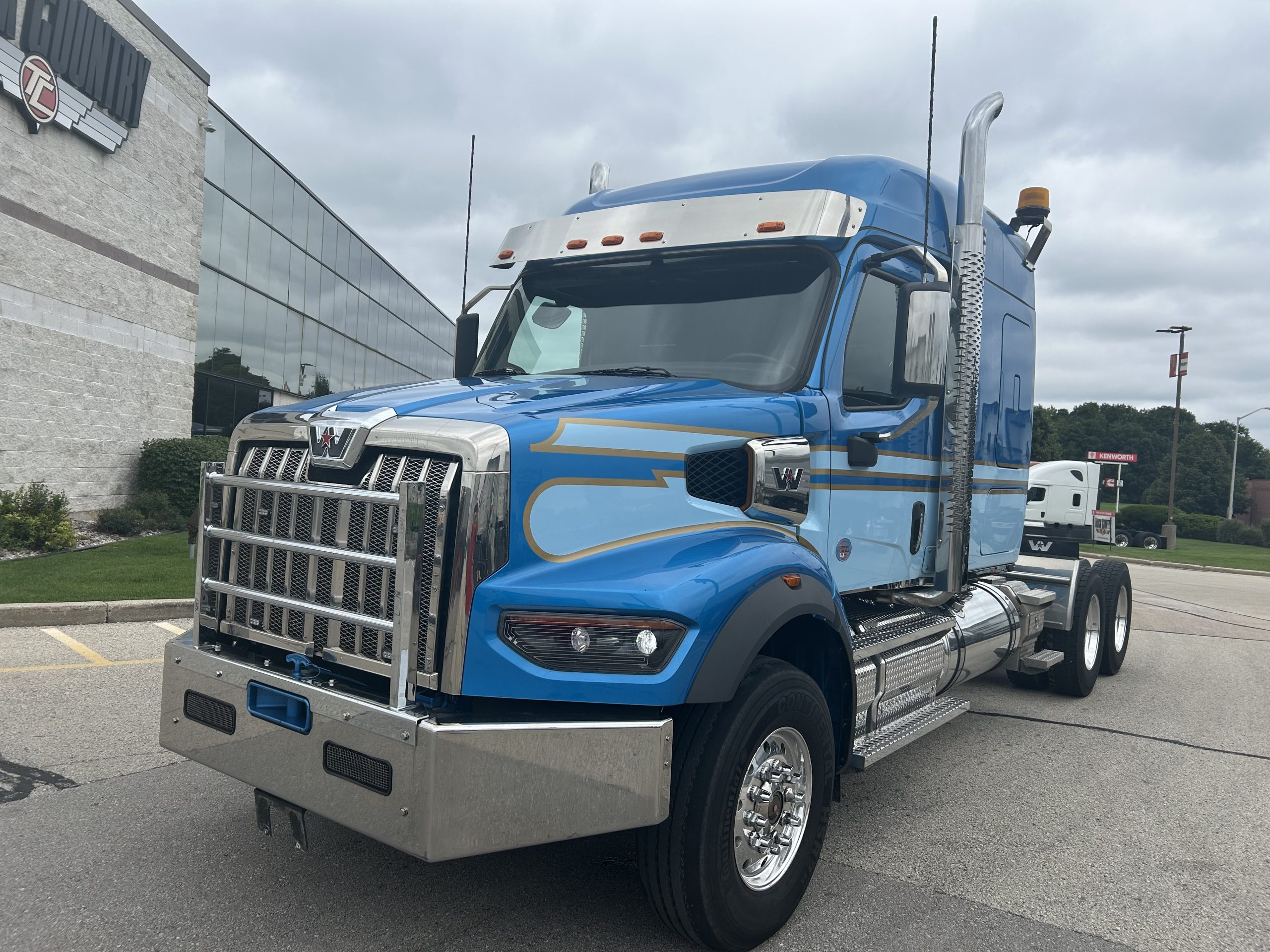 2024 Western Star 49X - image 1 of 6