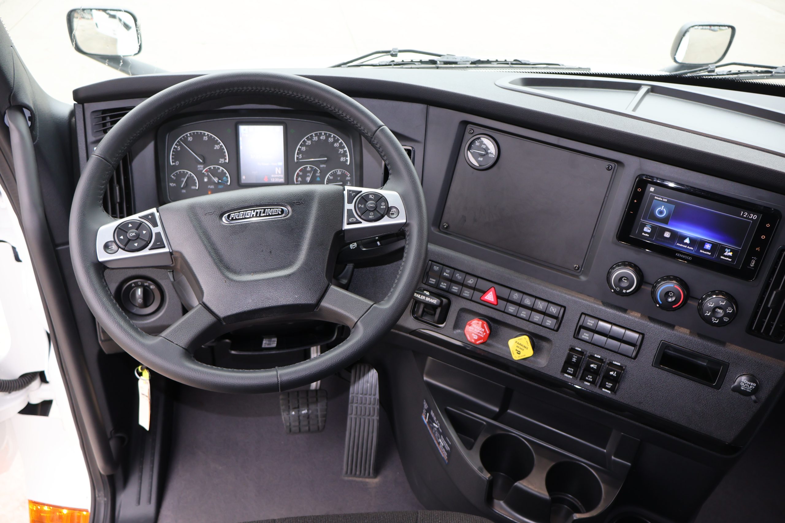 2026 Freightliner PT126SLP - image 1 of 6