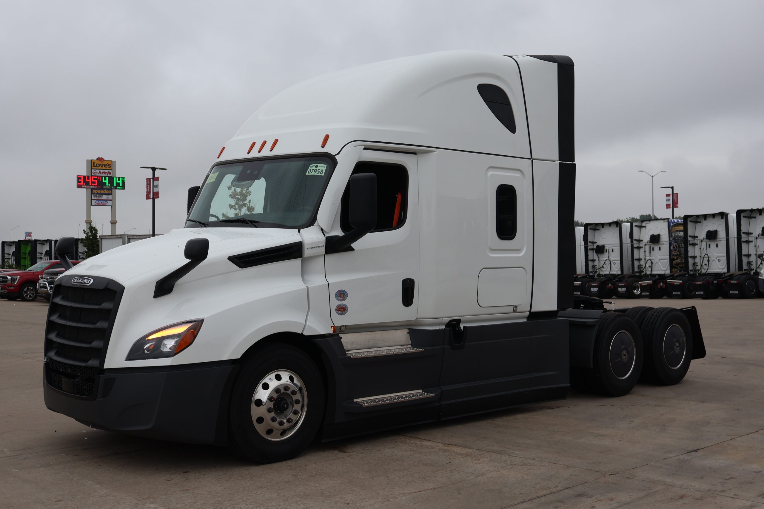 2026 Freightliner PT126SLP - image 2 of 6
