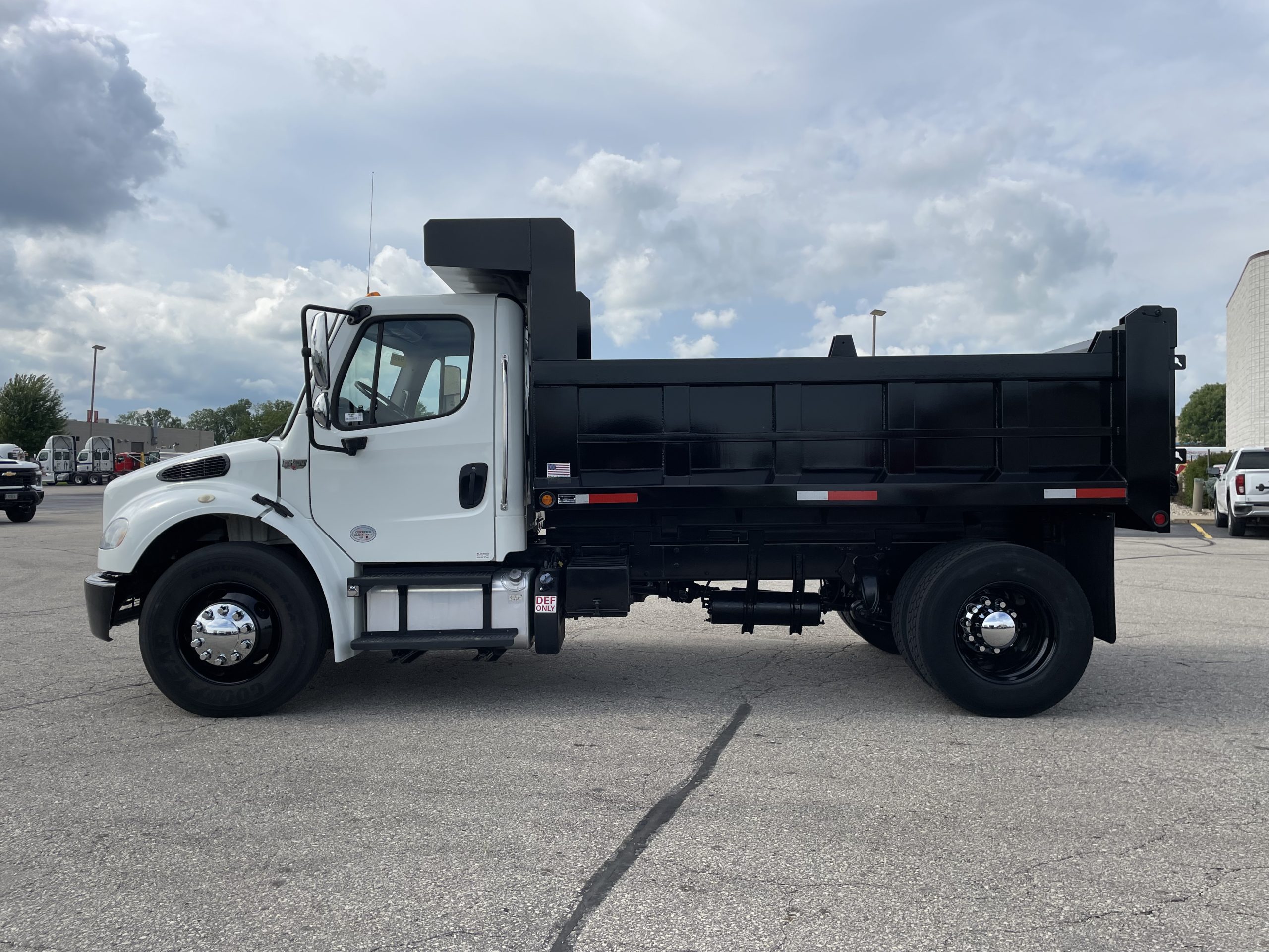2018 Freightliner M260 - image 6 of 6