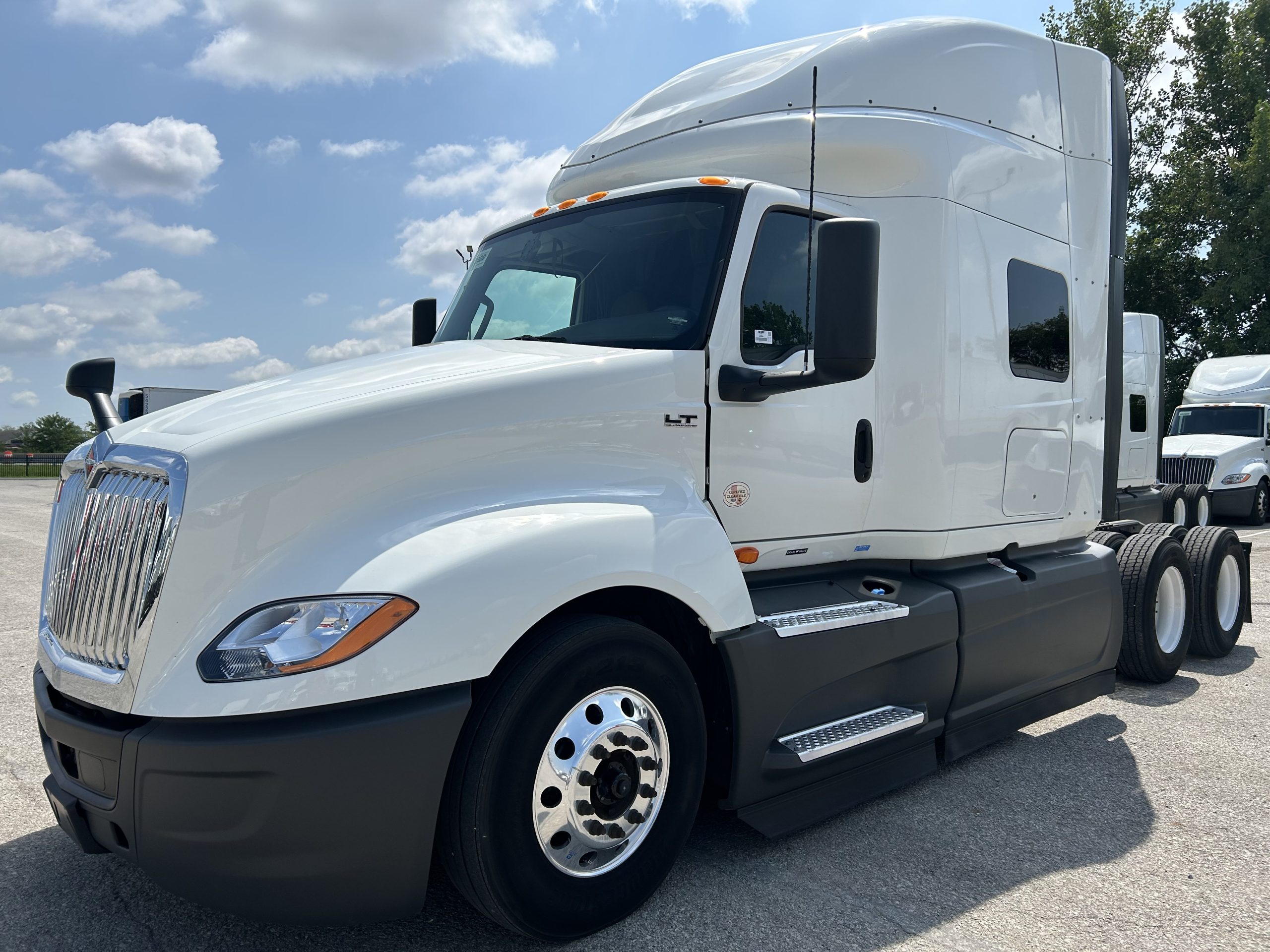 2022 International LT625 - Truck Country