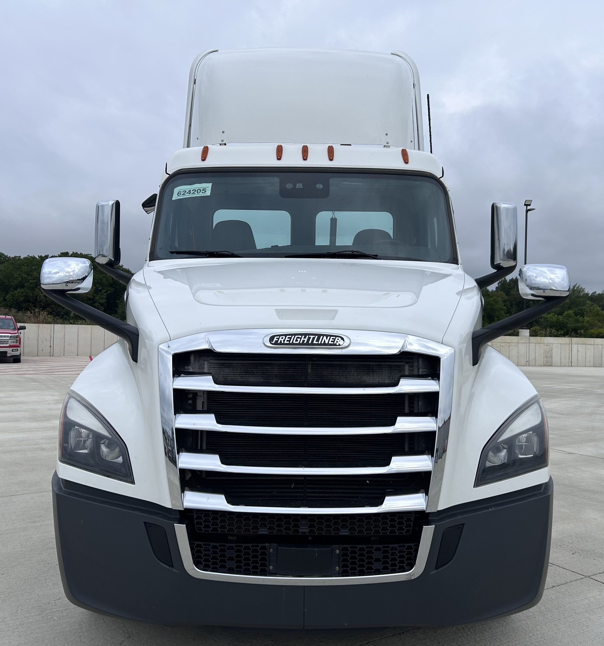2020 Freightliner - image 2