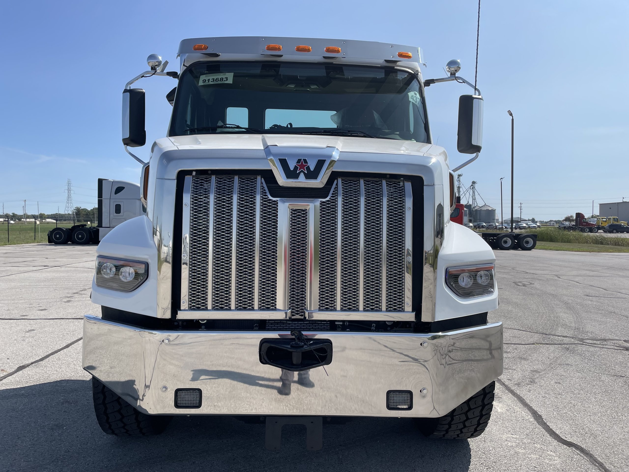 2026 Western Star 47X - image 2 of 6