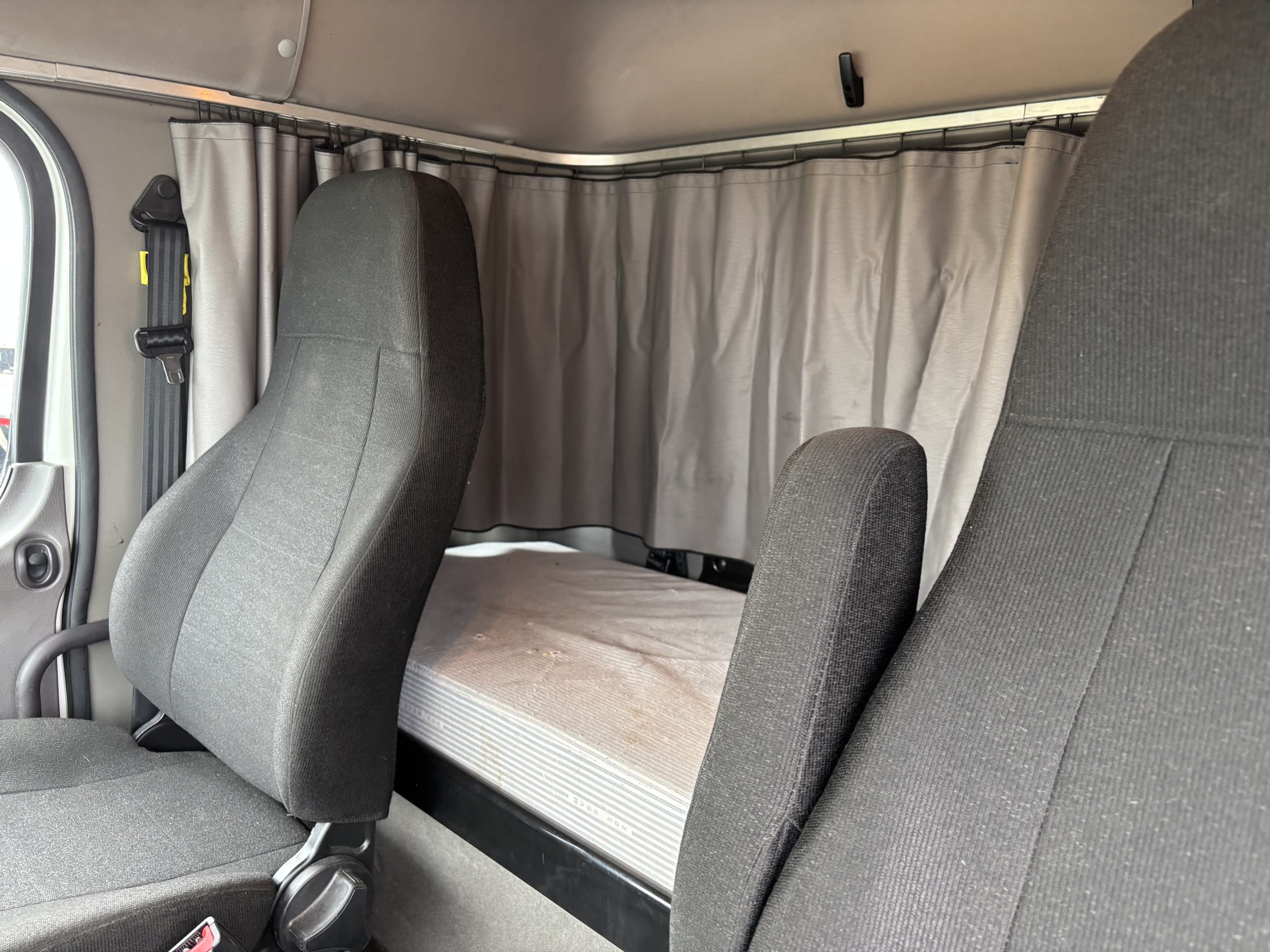 2020 Freightliner - image 4