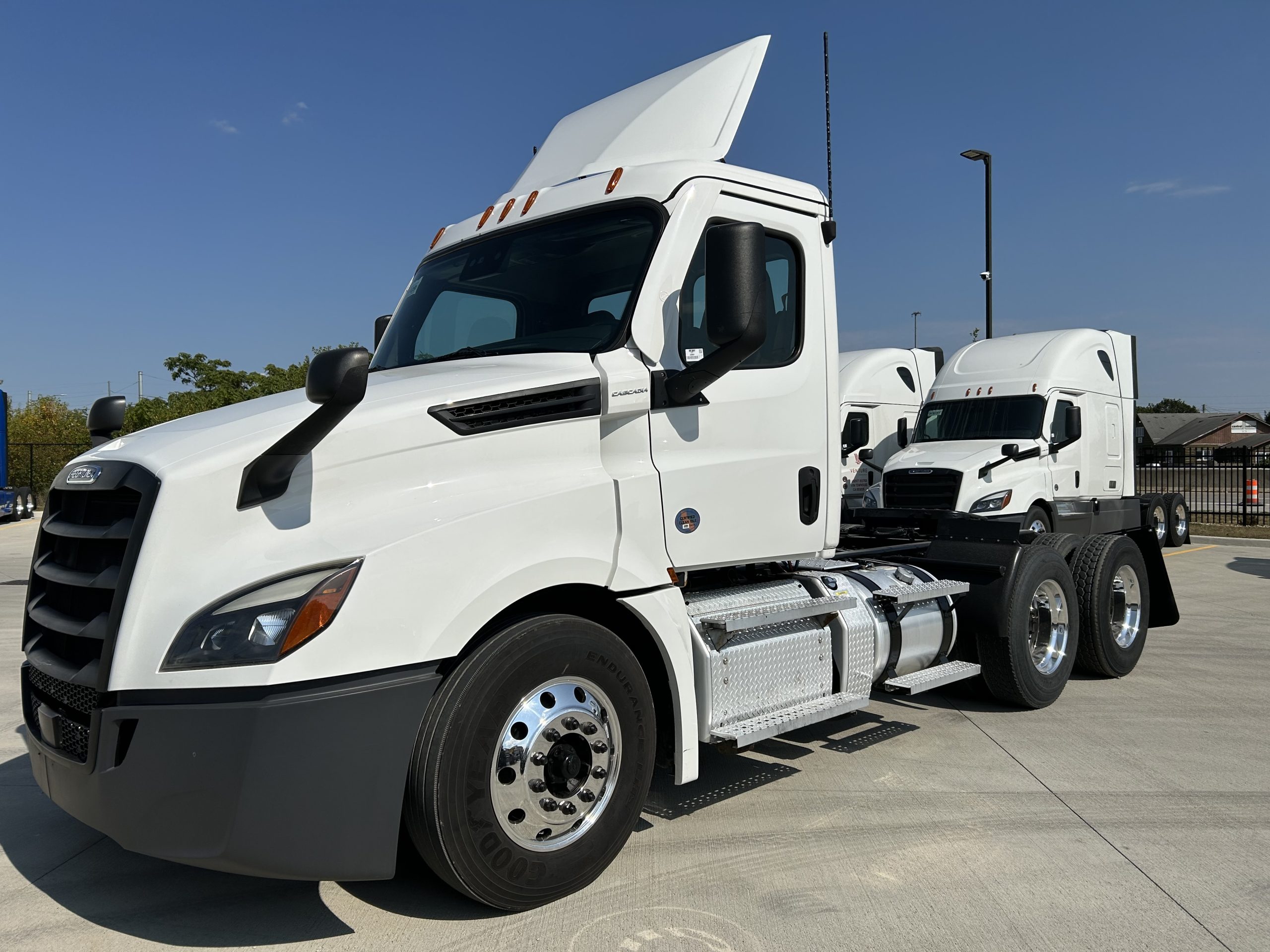 2020 Freightliner - image 1