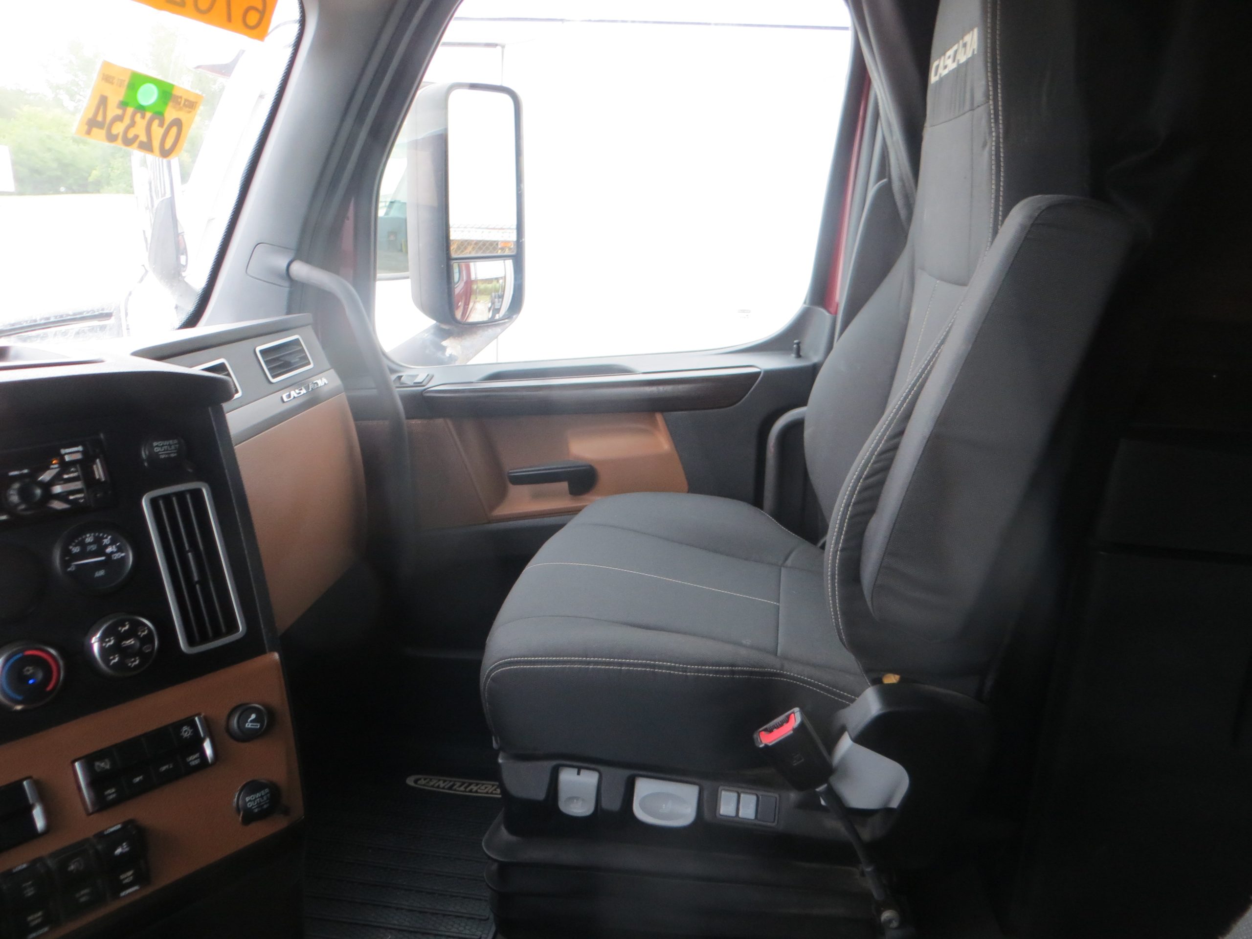2021 Freightliner PT126SLP 068PM00000bh5Ib 2021 Freightliner PT126SLP 068PM00000bh5Ib
