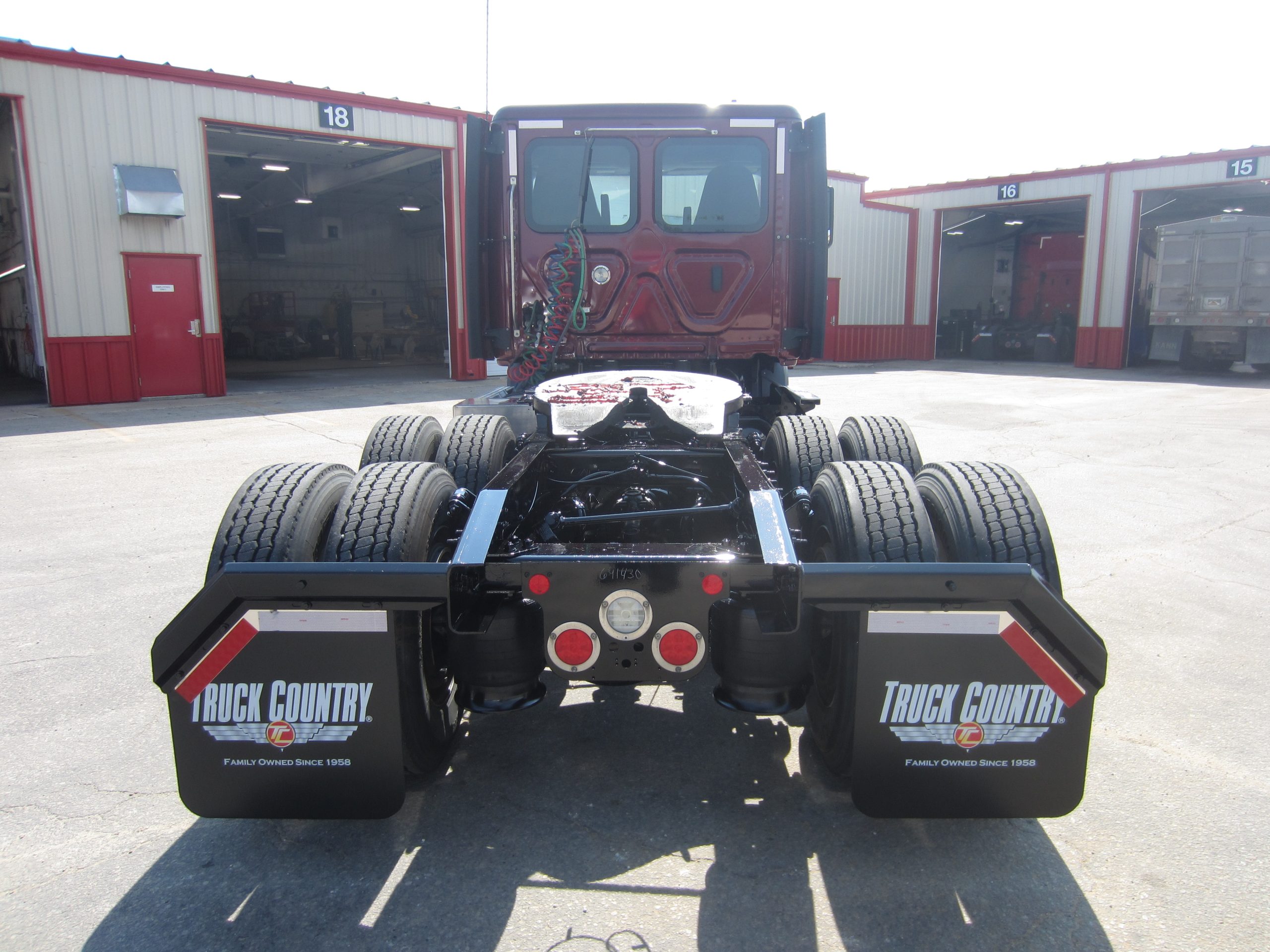 2021 Freightliner PE116 - image 4 of 6