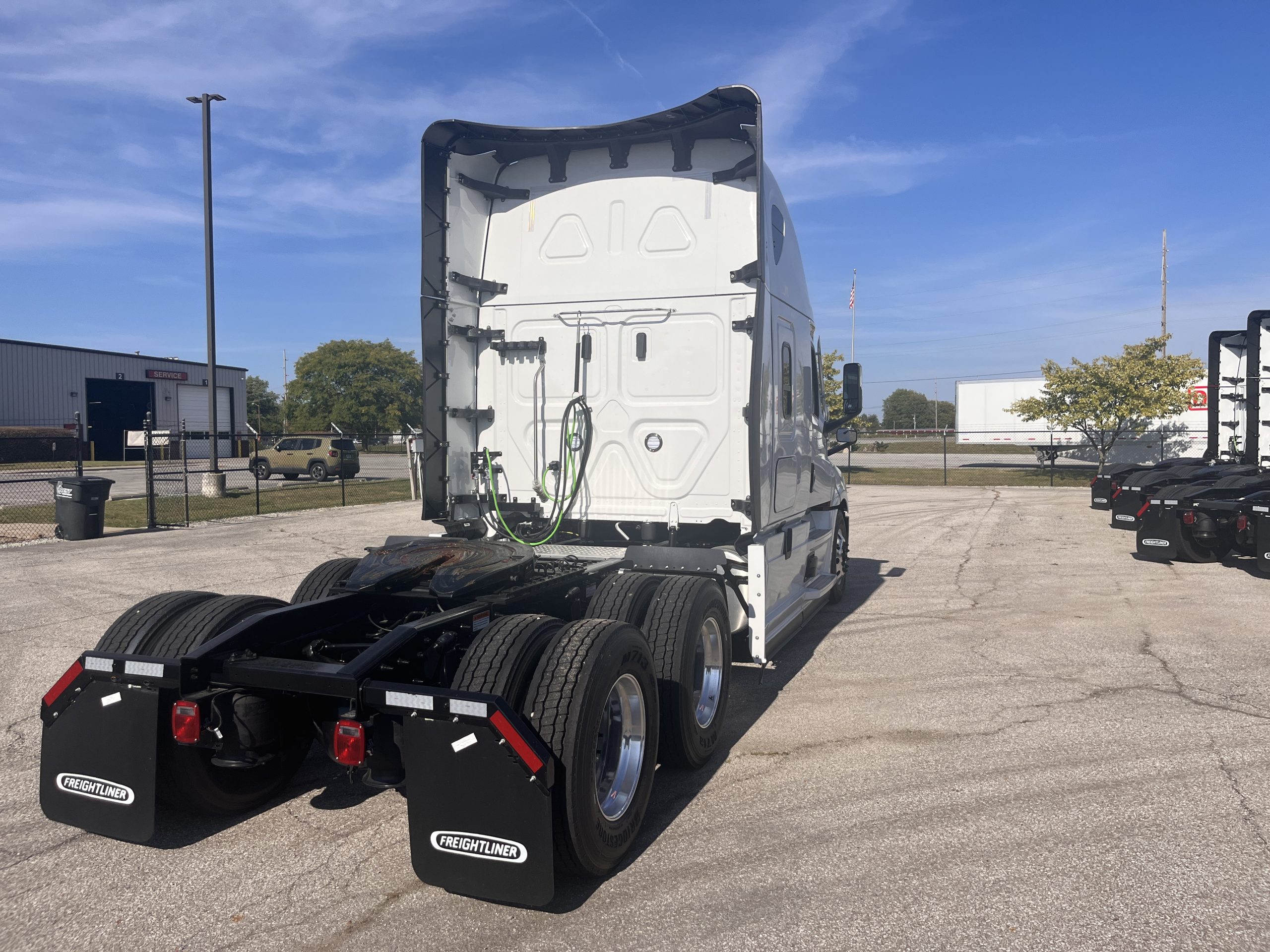 2026 Freightliner PT126SLP 2026 Freightliner PT126SLP - image 4 of 6
