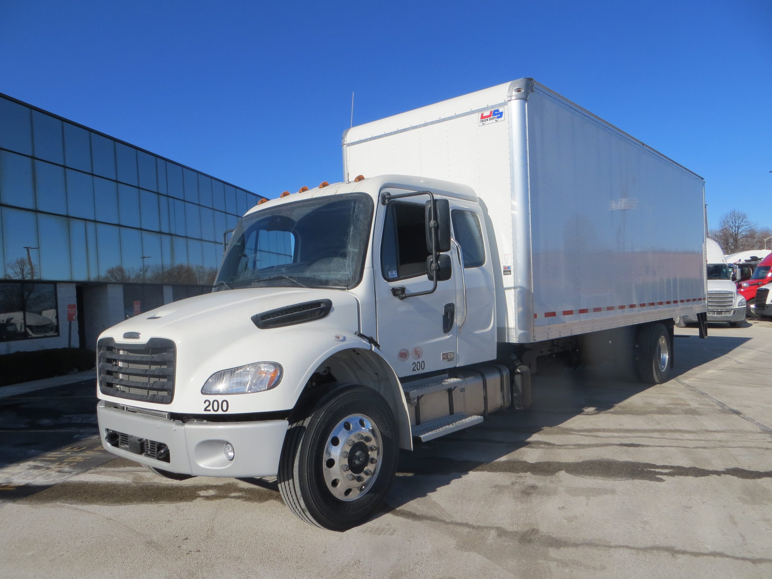 2024 Freightliner M2 106+ - image 1 of 6