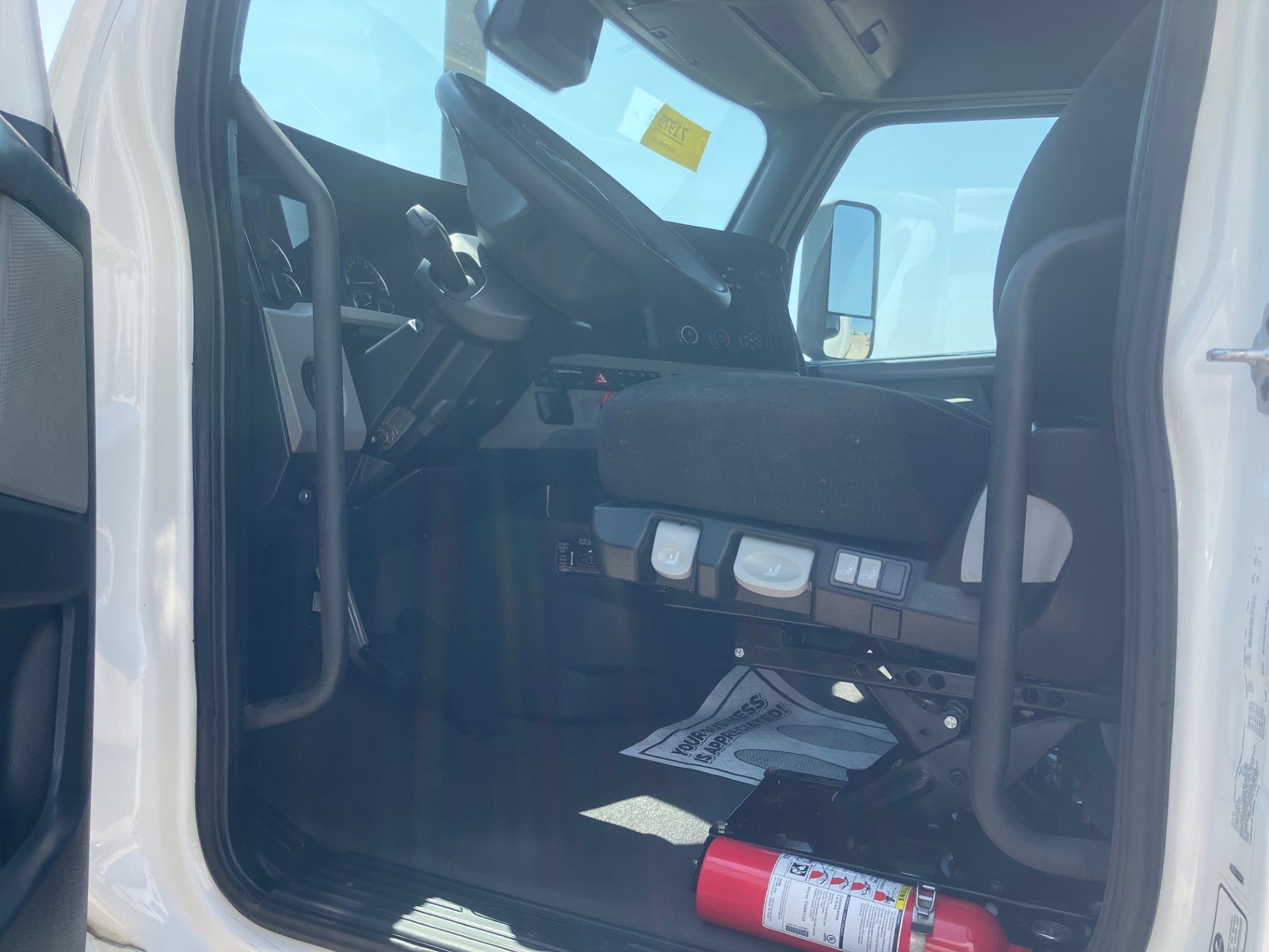 2022 Freightliner PT126 - image 5 of 6