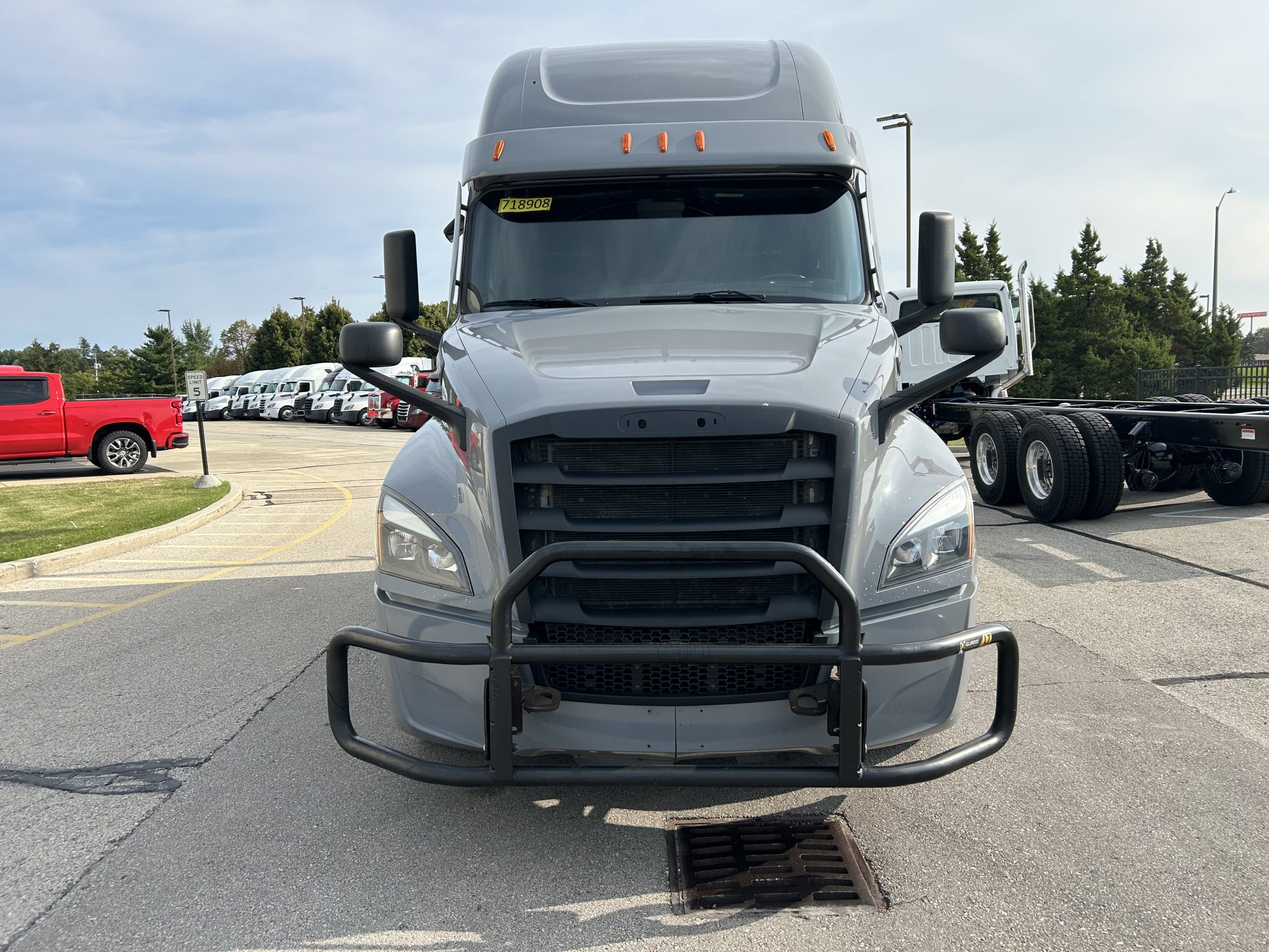 2022 Freightliner PT126SLP - image 2 of 6