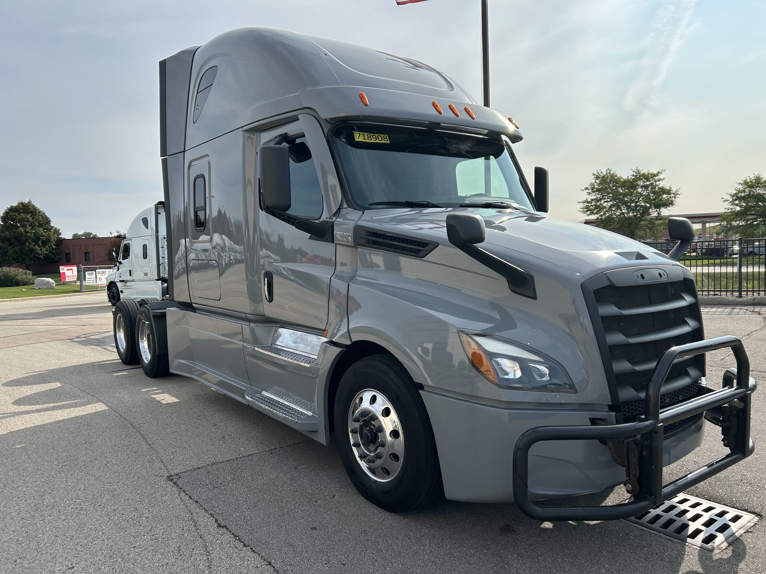 2022 Freightliner PT126SLP - image 3 of 6